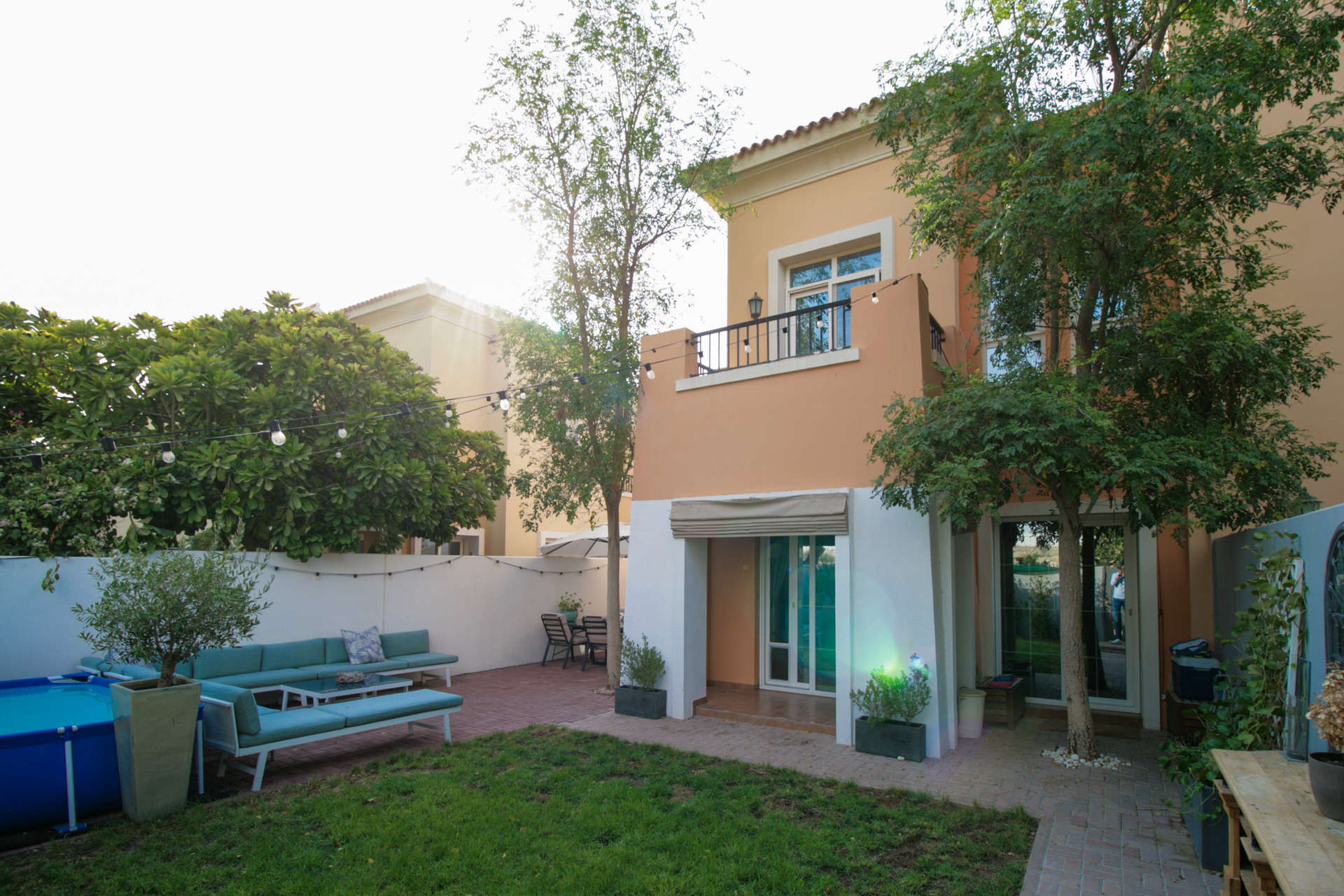Modern bathroom with wooden vanity in Al Reem villa, Arabian Ranches for rent