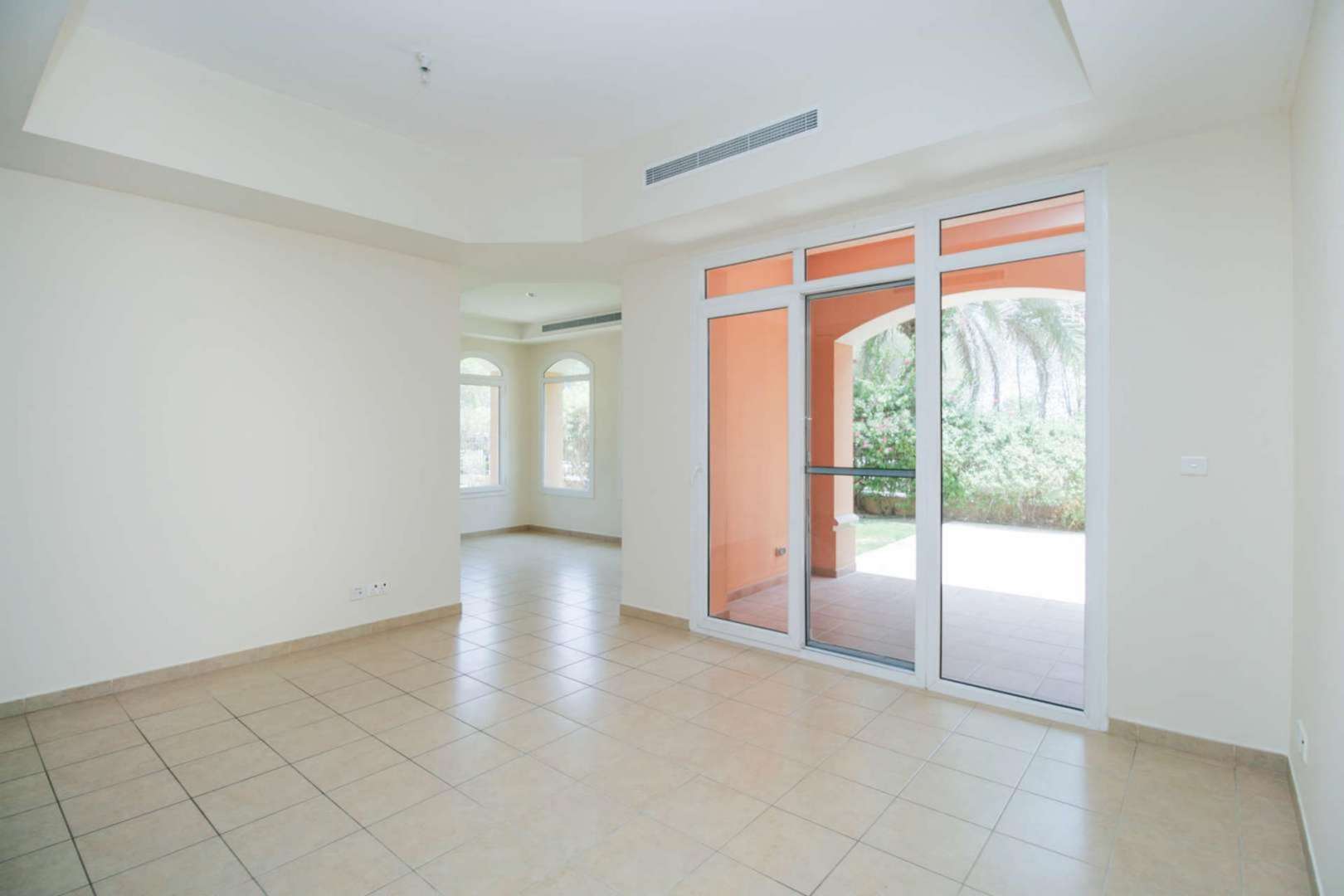 Charming 2-bedroom villa with lush garden in Arabian Ranches, Palmera 2 for rent