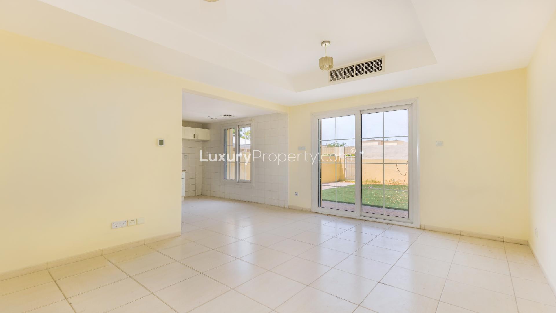 Empty living room with garden view in Springs 7 villa for rent, 2 bed, 2 bath