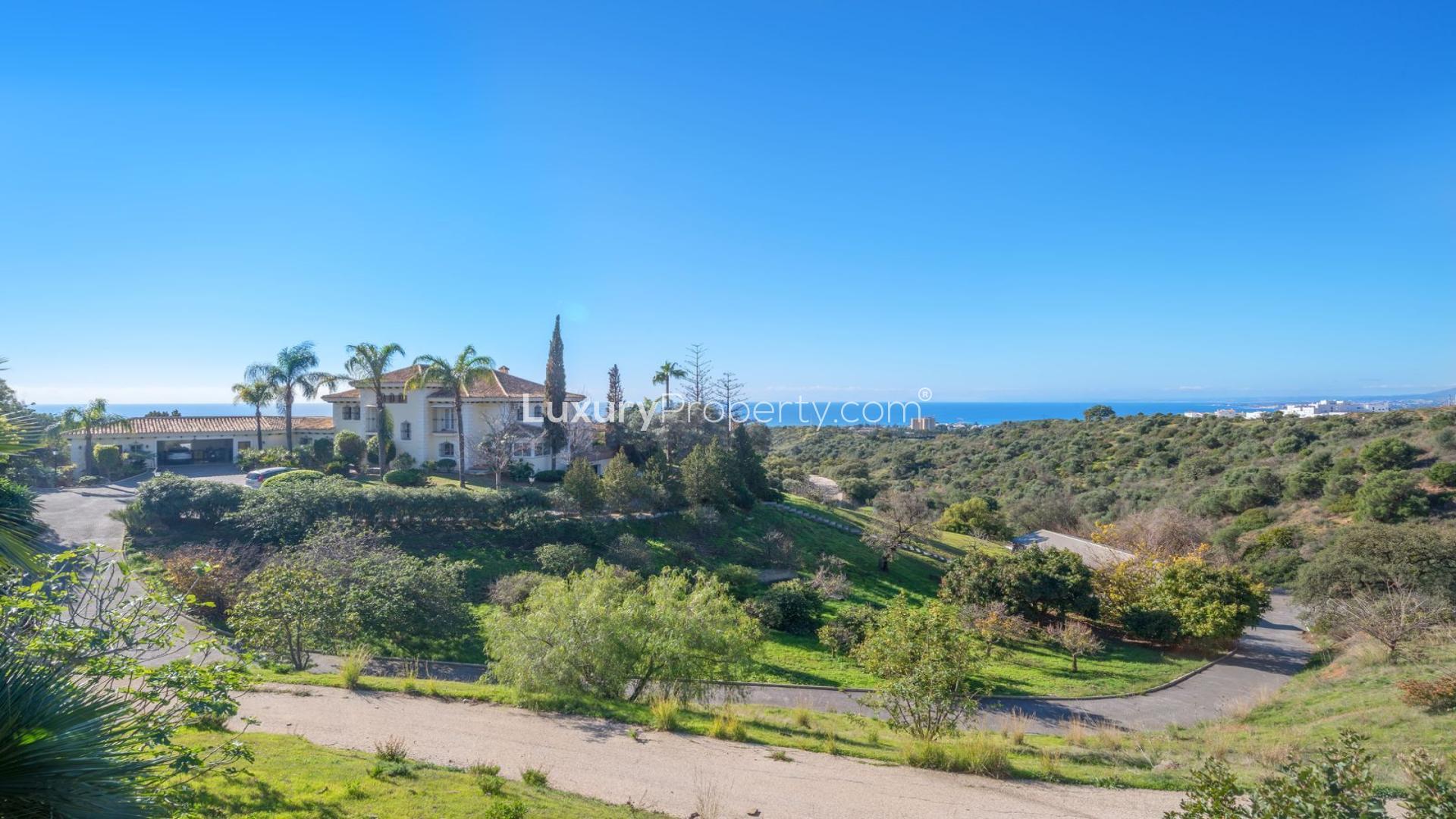 Luxury rustic villa with sea views in Altos de los Monteros, Marbella, for sale