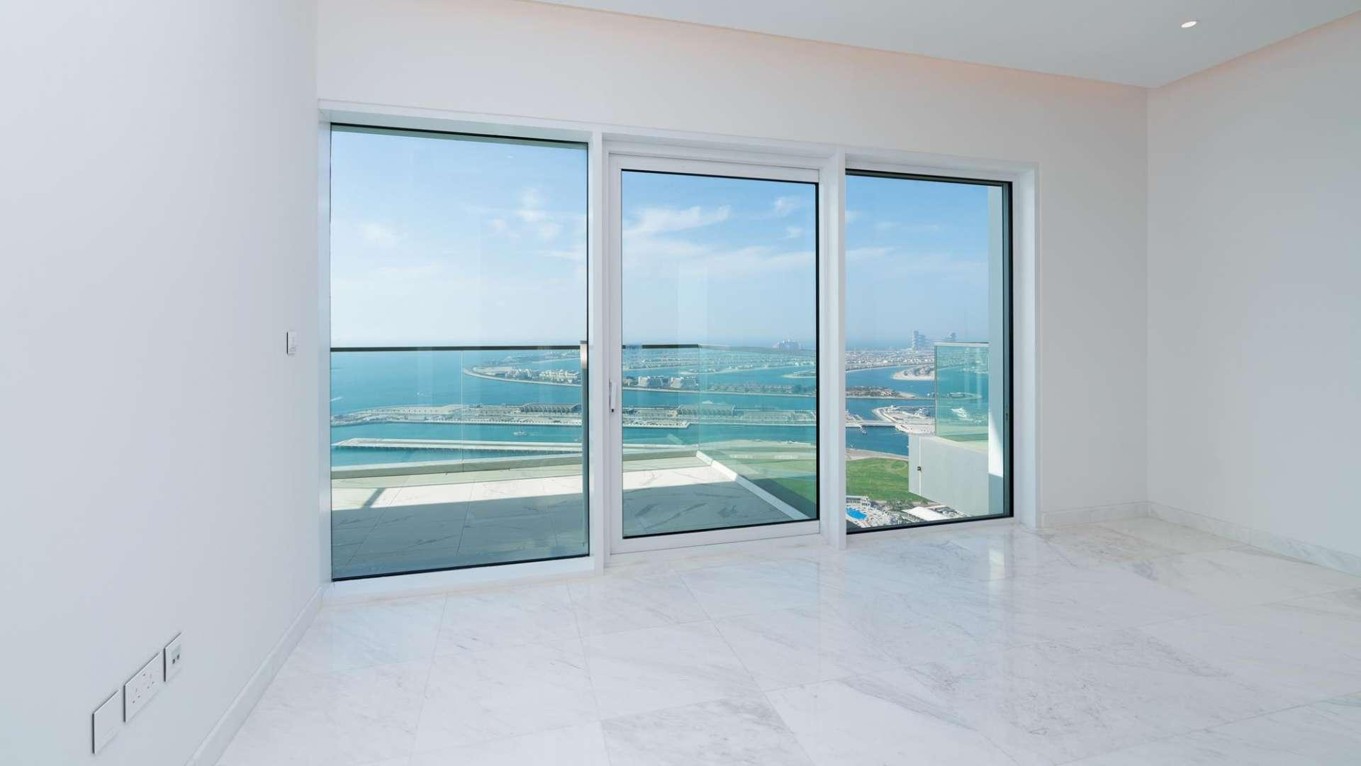 "Stunning sea view from balcony of 3-bedroom apartment in ONE JBR, Jumeirah Beach Residence.",Elegant apartment with ocean view from balcony, ONE JBR, Jumeirah Beach Residence