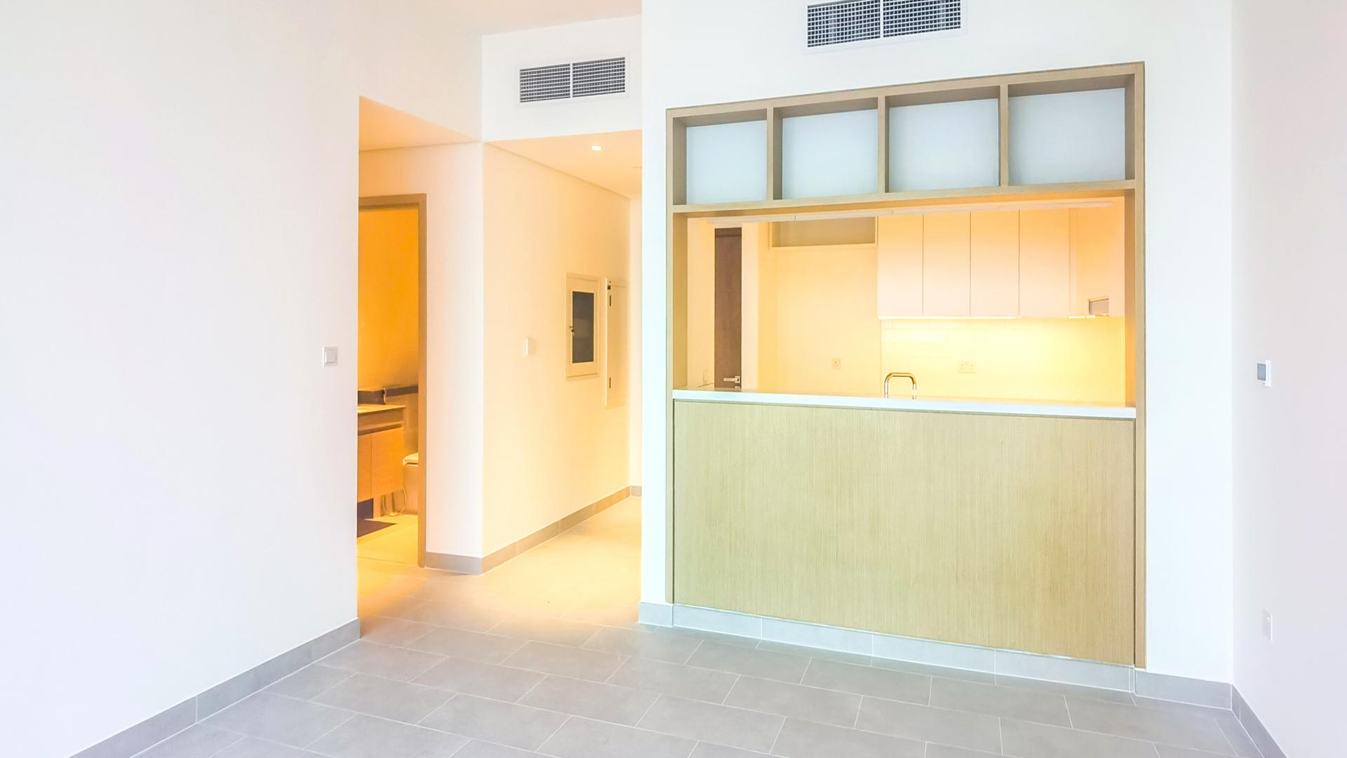 High-floor Creek Rise apartment with full water view, Dubai Creek Harbour, for rent