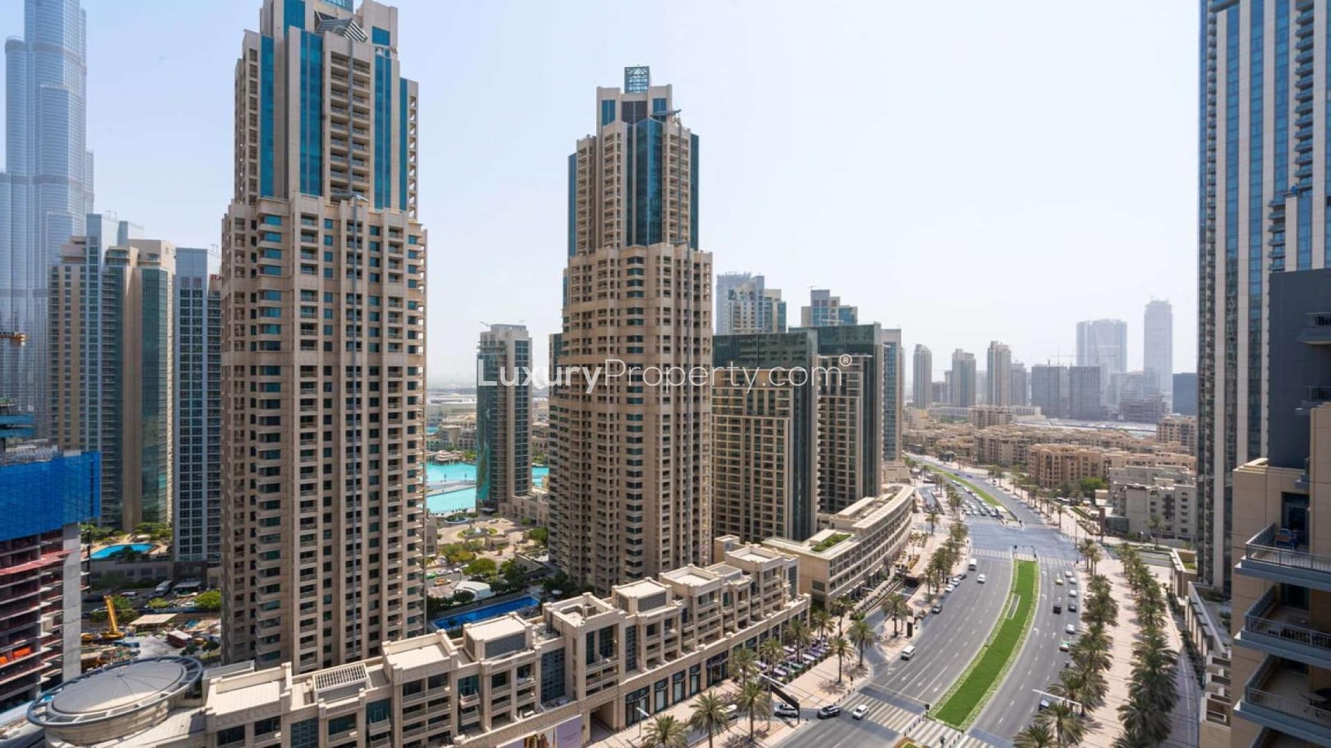 Skyscraper view from 3-bedroom apartment in Boulevard Crescent, Downtown Dubai for rent