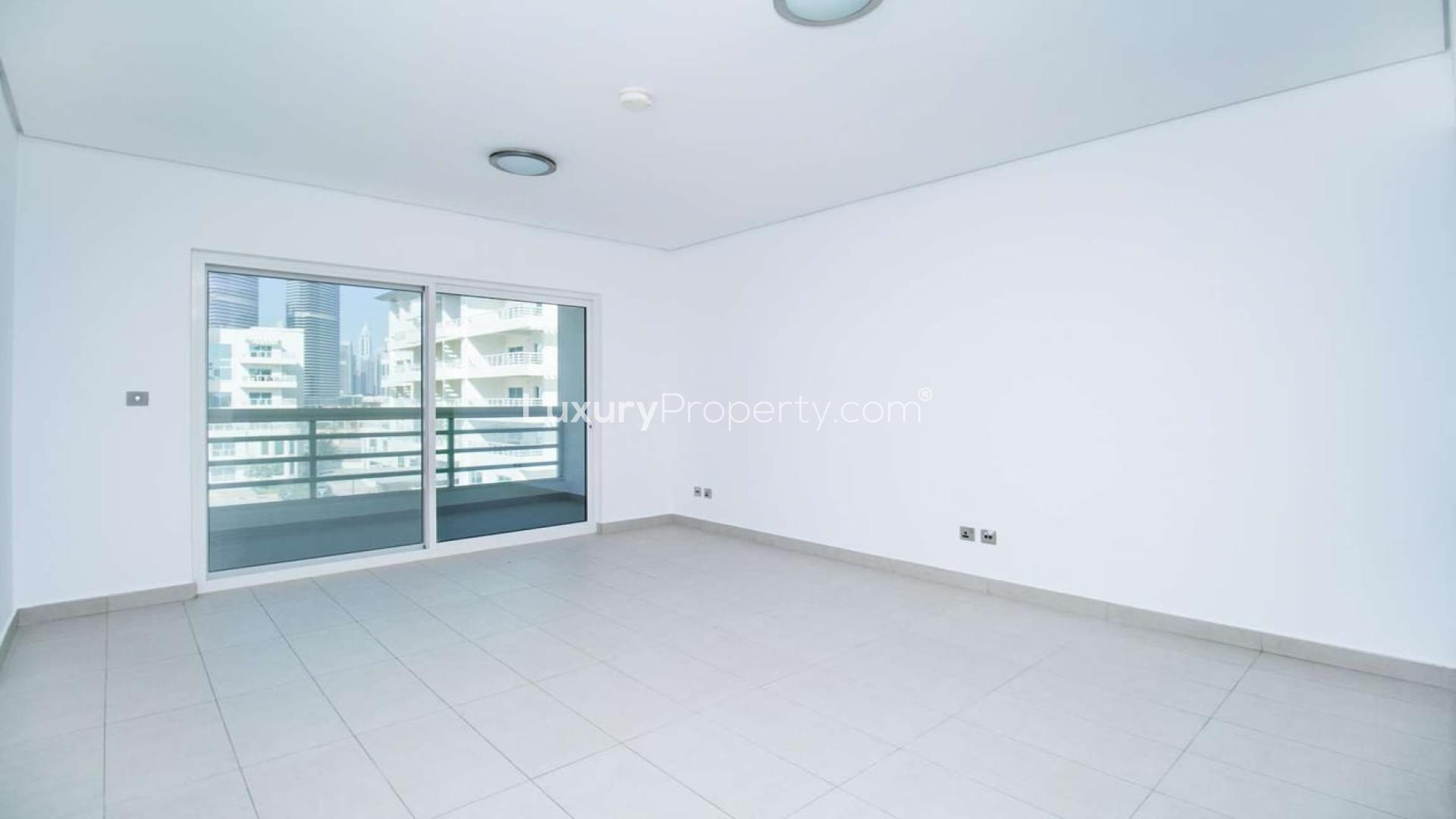 Exterior view of luxury apartment in Jumeirah Heights Cluster A for rent