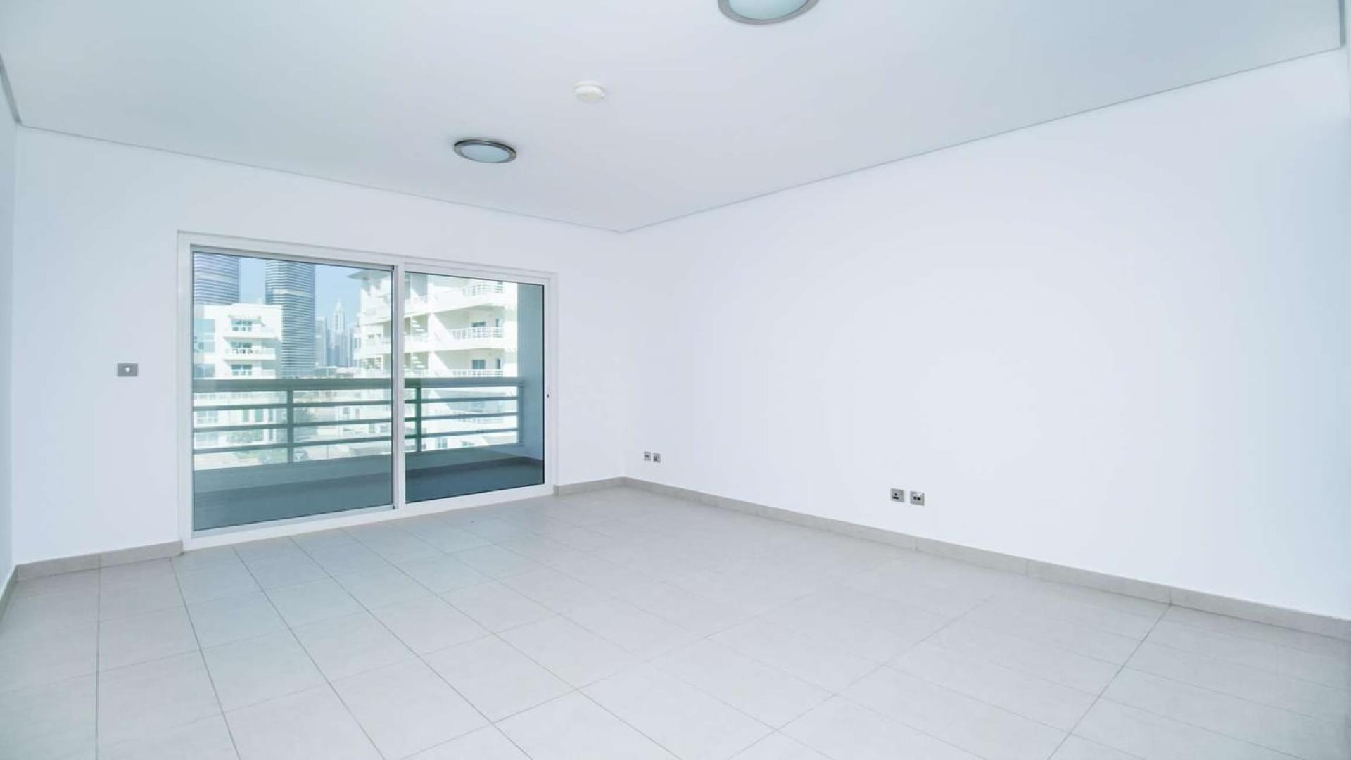 Exterior view of luxury apartment in Jumeirah Heights Cluster A for rent