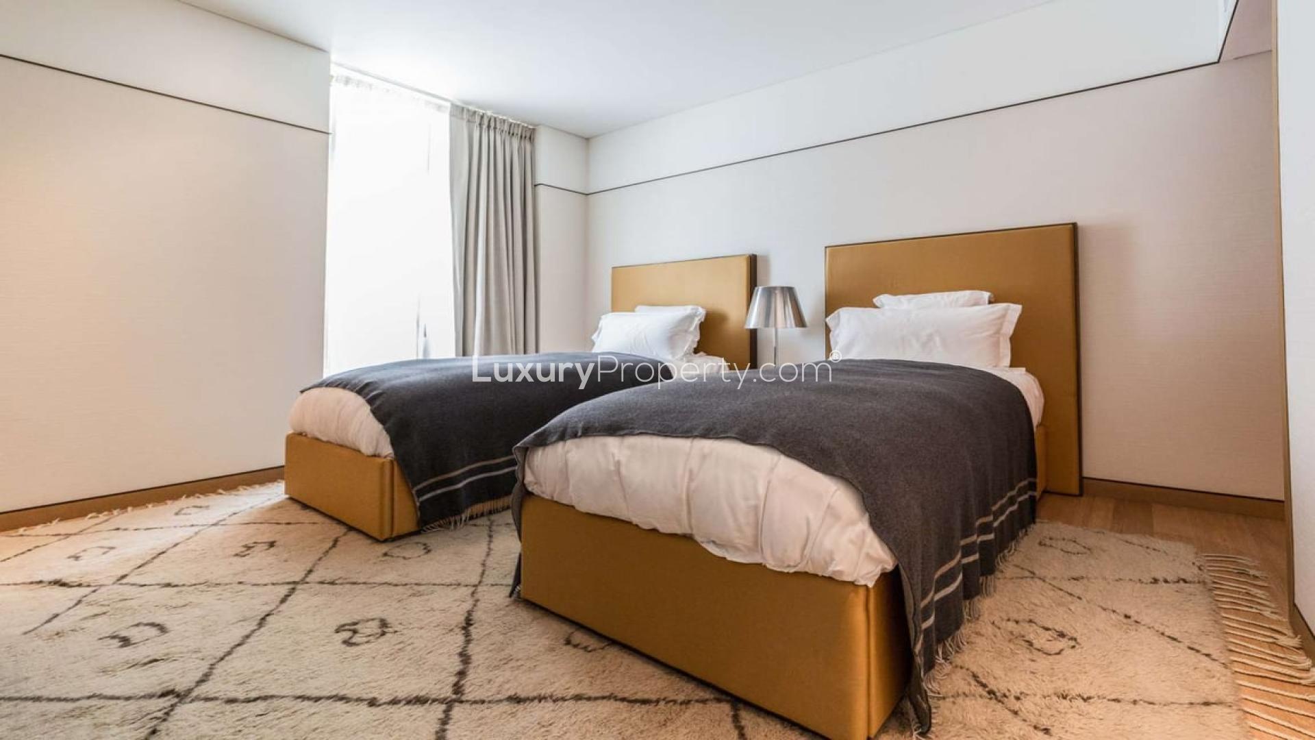 Modern kitchen with sea view in luxury Jumeirah Bay Island apartment for rent