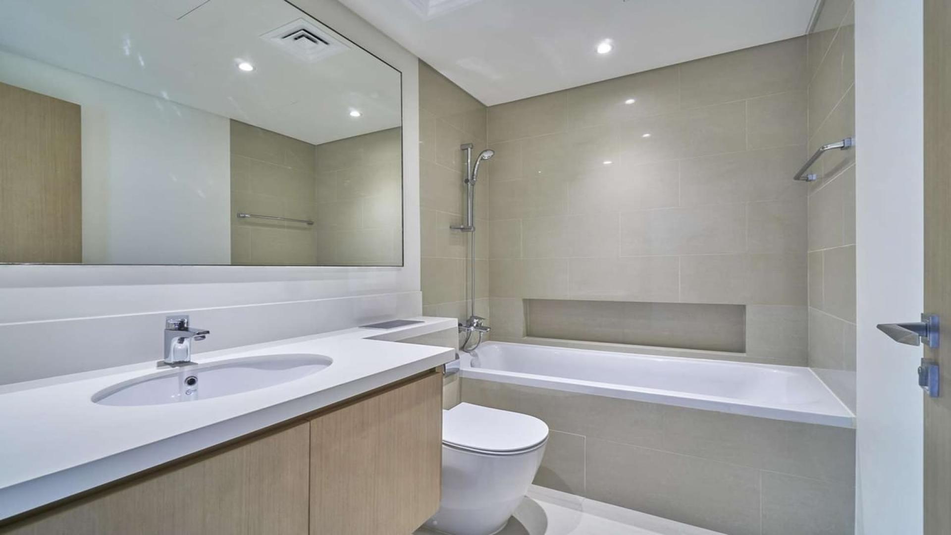 Brand-new Dubai Creek Harbour apartment with Burj Khalifa view, spacious living room, large windows