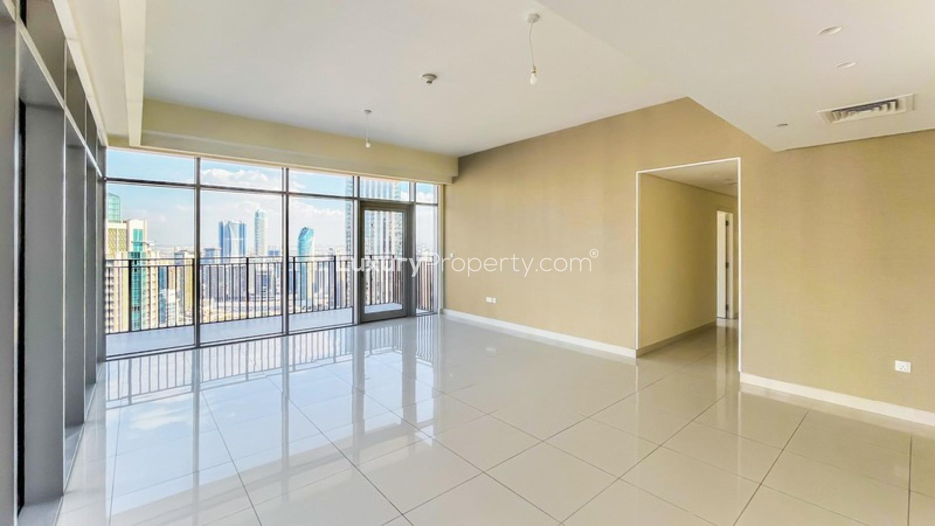 High floor corner apartment with large windows and city view in Downtown Dubai, BLVD Crescent