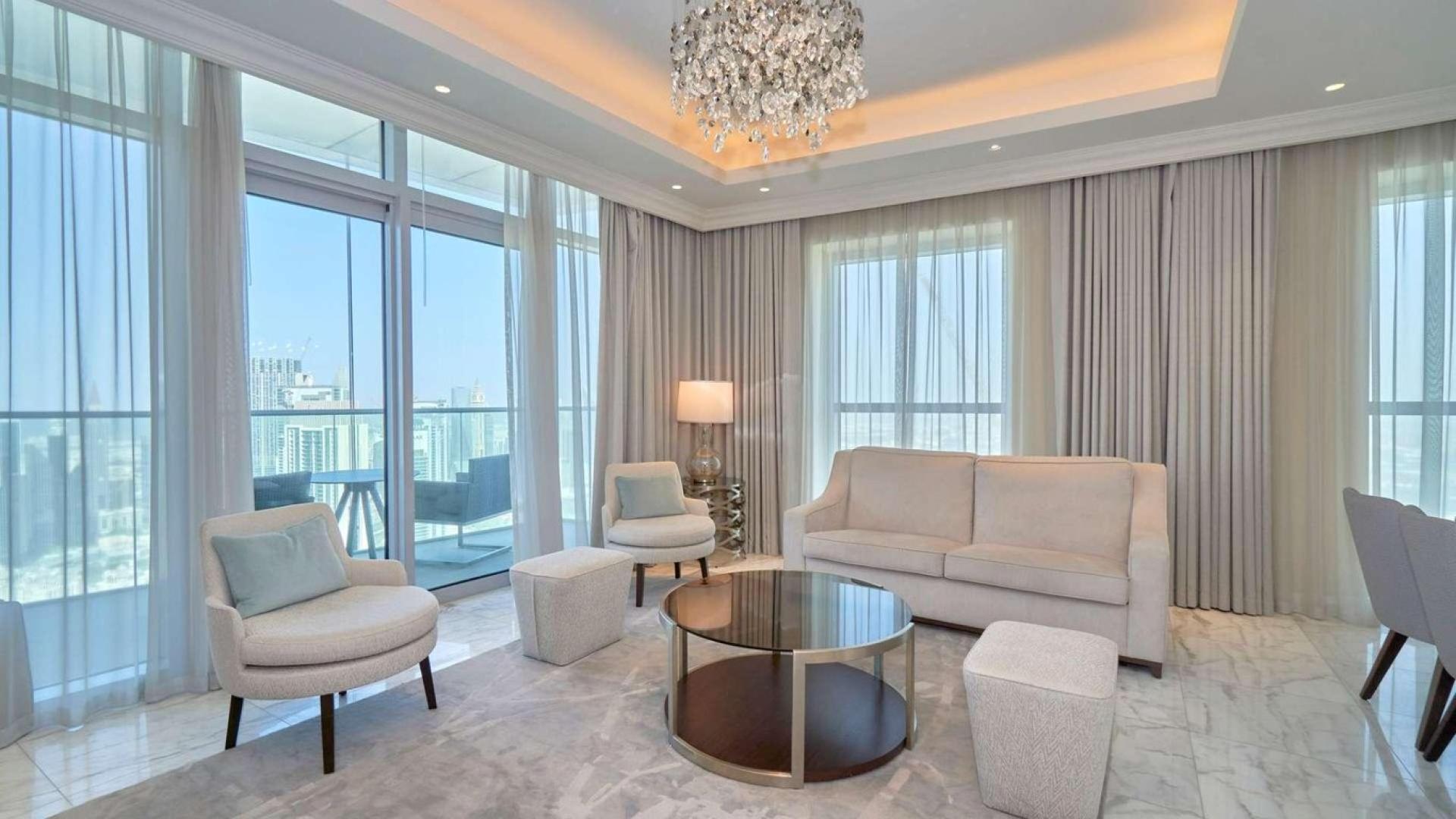 Luxurious living room in 3-bedroom apartment, The Address Fountain Views, Downtown Dubai