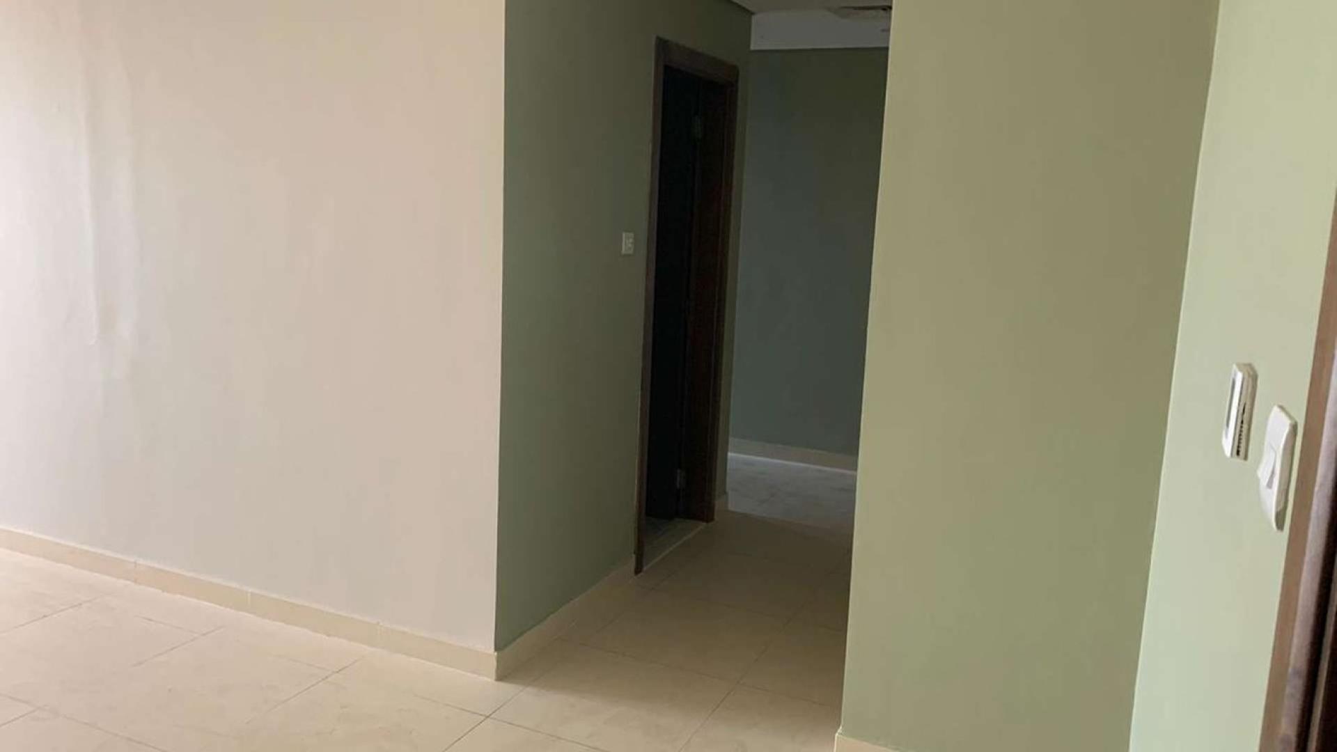 Hallway in spacious 3-bedroom apartment, Hercules Tower, Living Legends, available for sale