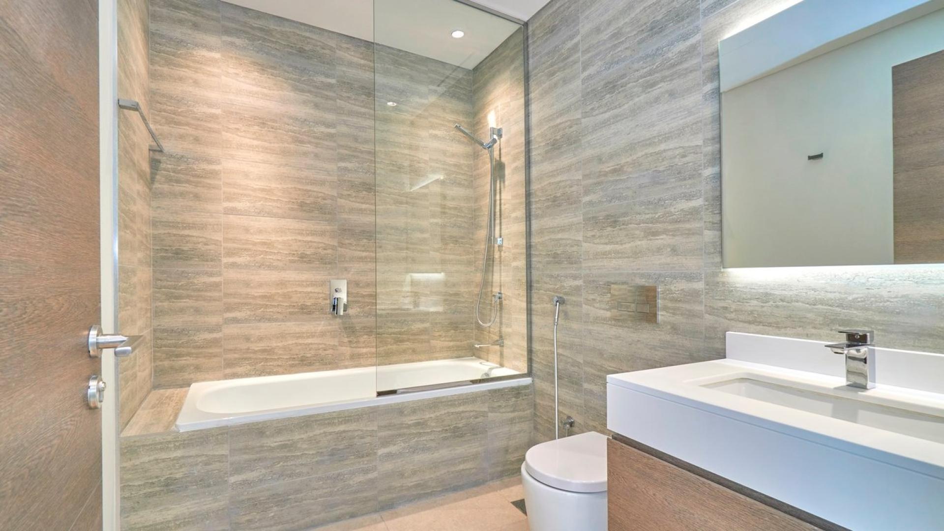 Spacious living area in 3-bedroom apartment, Anwa by Omniyat, Dubai Maritime City