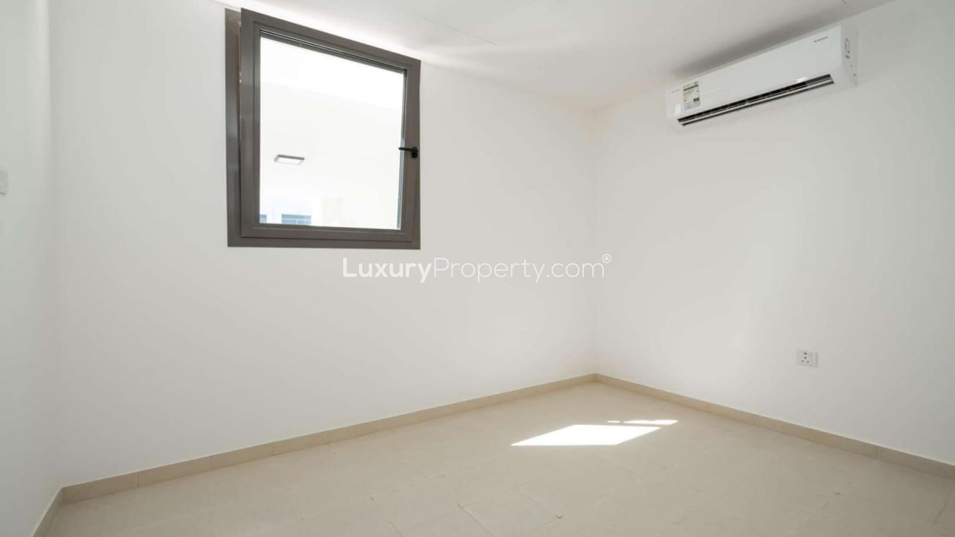 Modern kitchen in spacious Type 6 townhouse for rent, Hayat Town Square, 3 bedrooms