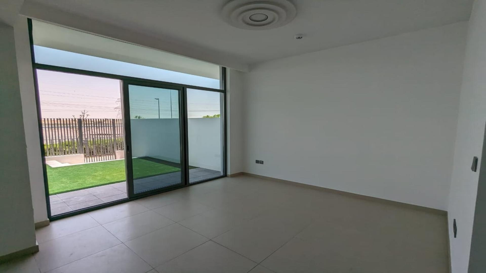Exterior view of modern townhouse for rent in Spring Sanctuary, Arabian Ranches 3