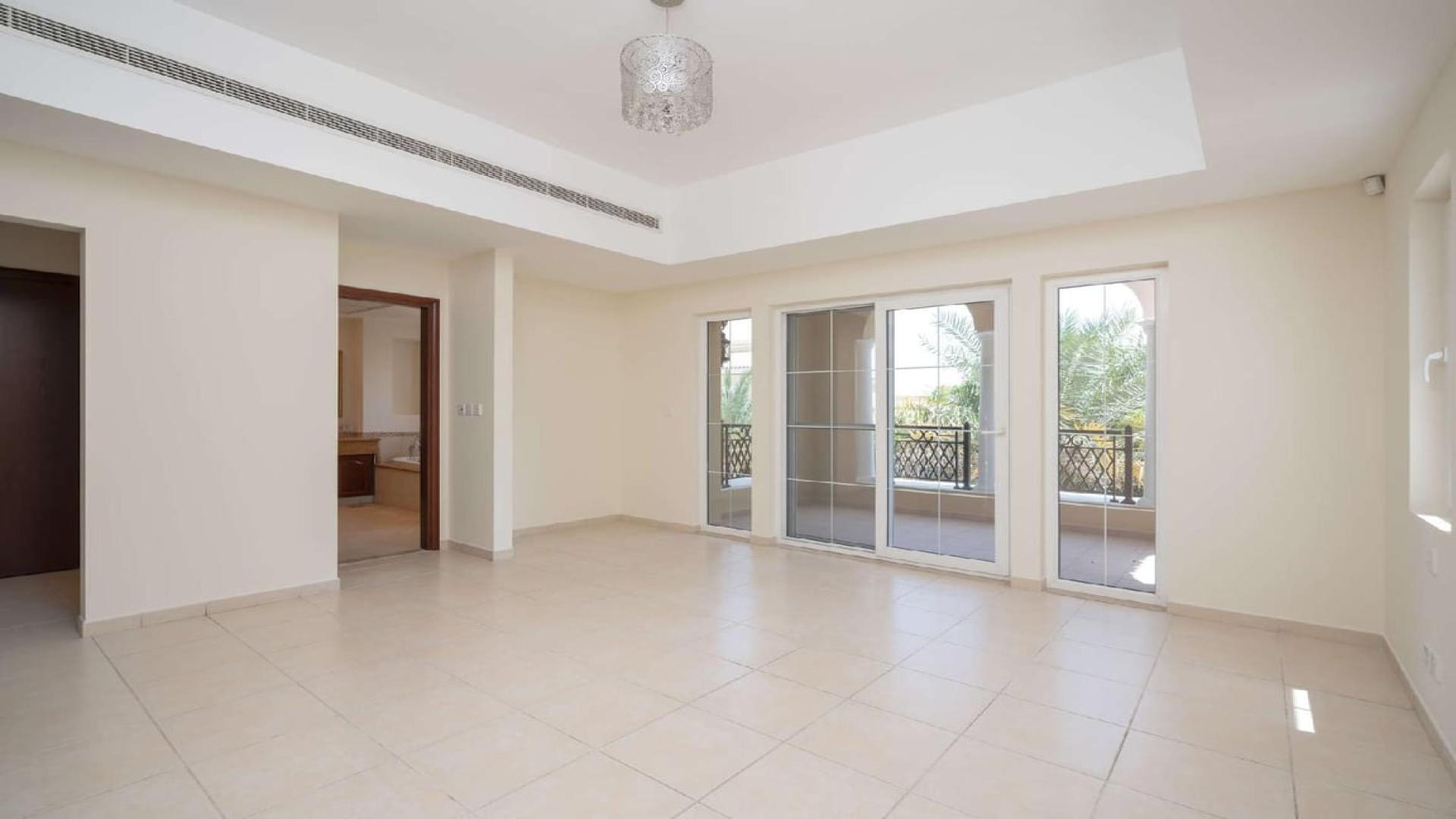 Well-maintained villa entrance and staircase in Alvorada, Arabian Ranches, 3-bedroom rental property