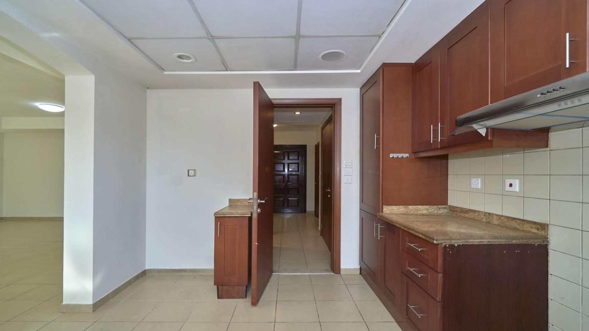 Exterior view of single row 3-bedroom villa for rent in Ghadeer, The Lakes