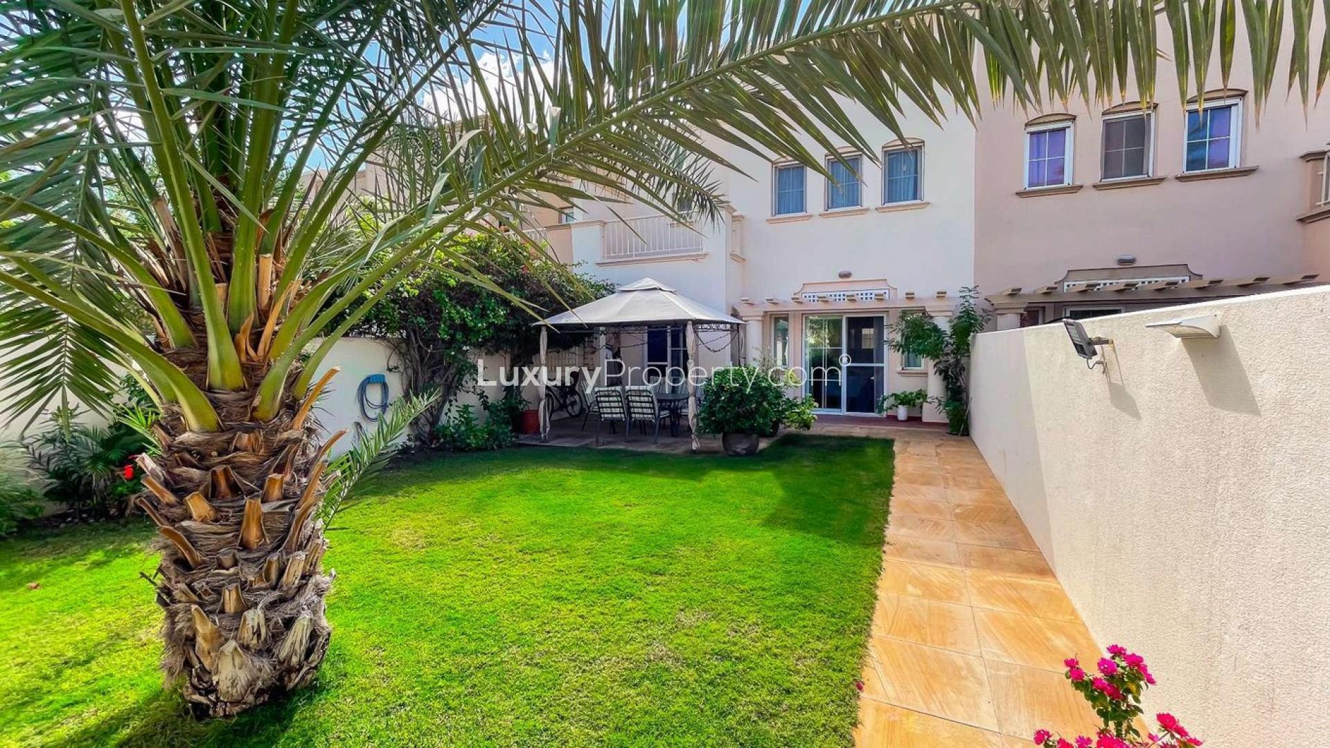 3-bedroom villa garden view with lush greenery and park in Springs 11 community