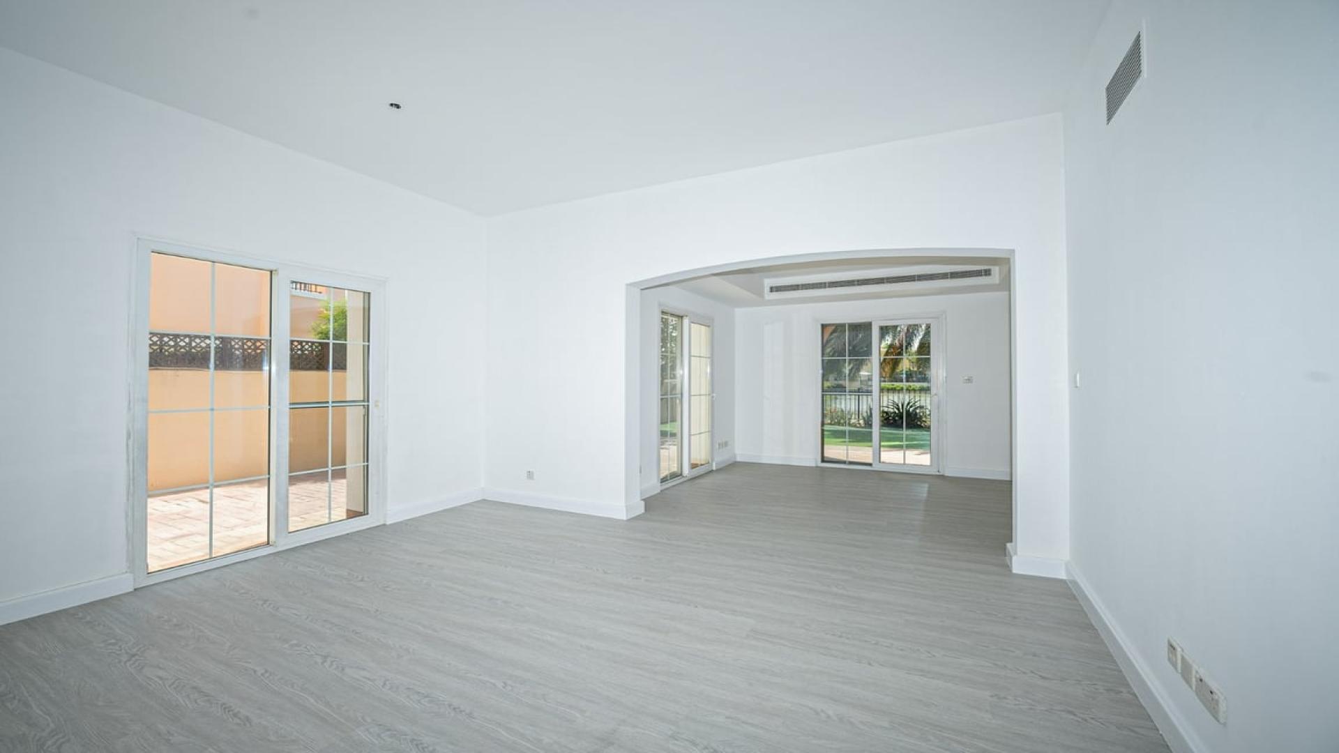 Villa with lush garden in Al Reem, Arabian Ranches, available for rent, LP40693