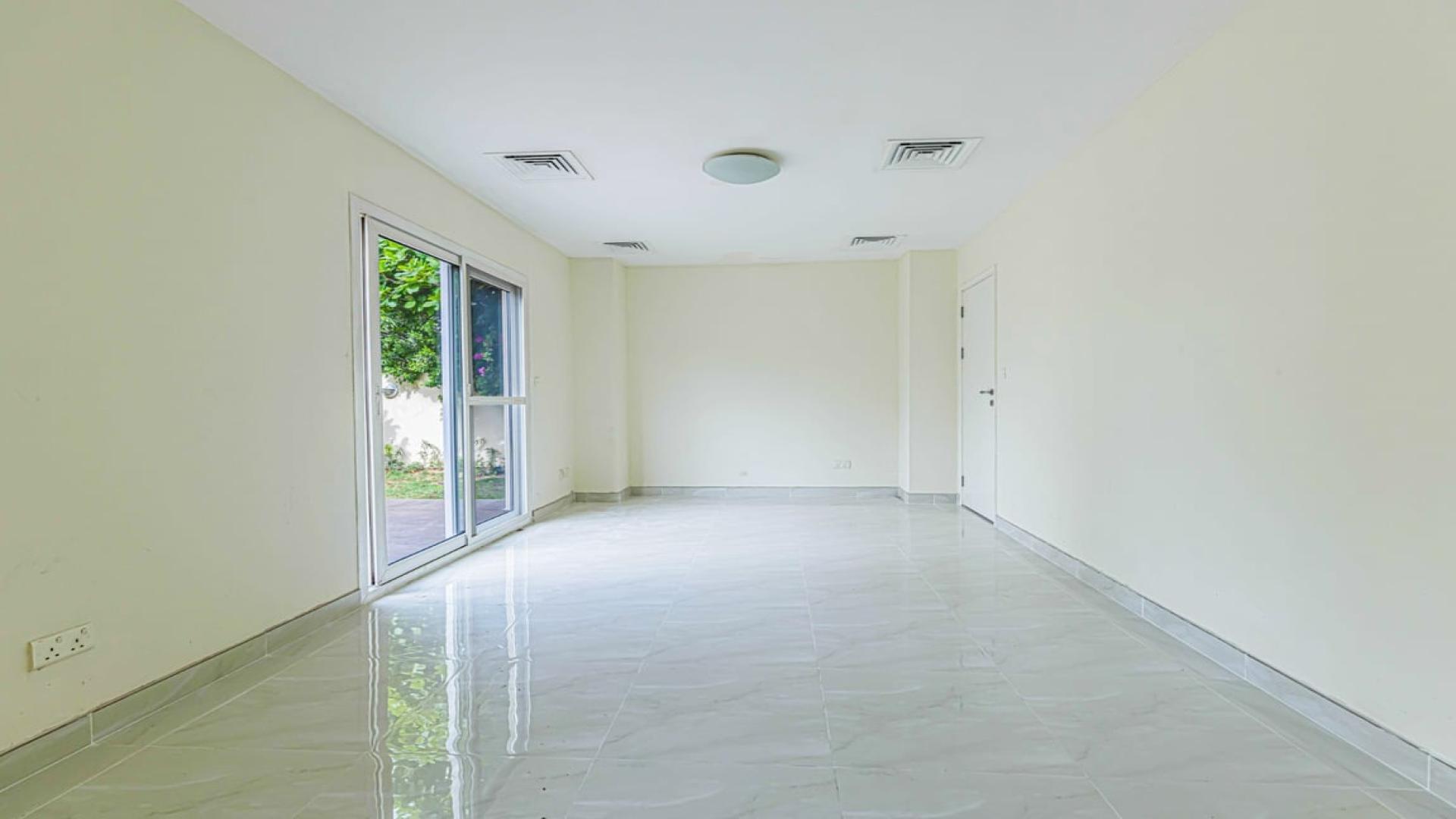 Luxurious open-plan living area in Meadows 9, Vastu-friendly villa for rent