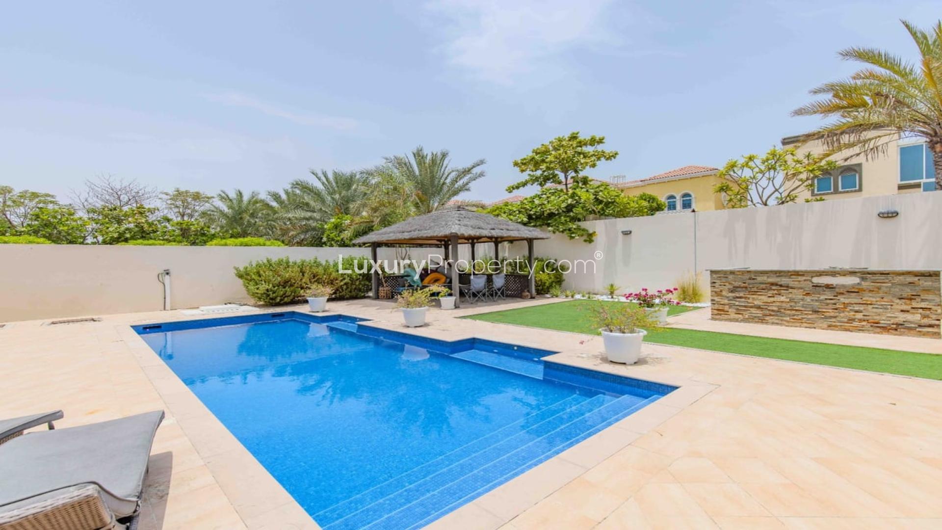 Elegant 3-bedroom villa with private pool in Jumeirah Park Legacy community for rent