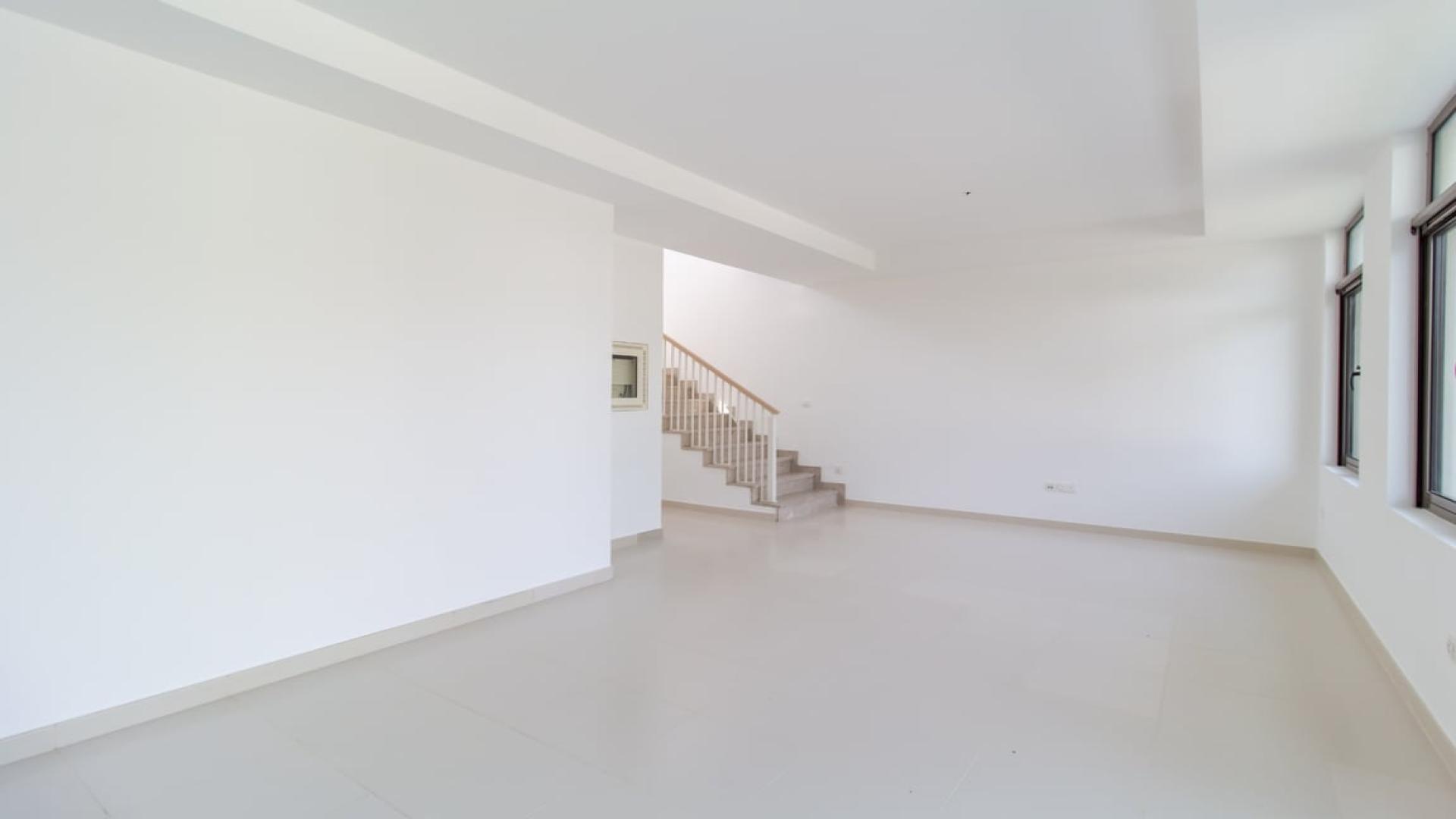 Elegant staircase and bright hallway in 3-bedroom villa, Mira Oasis, Dubai