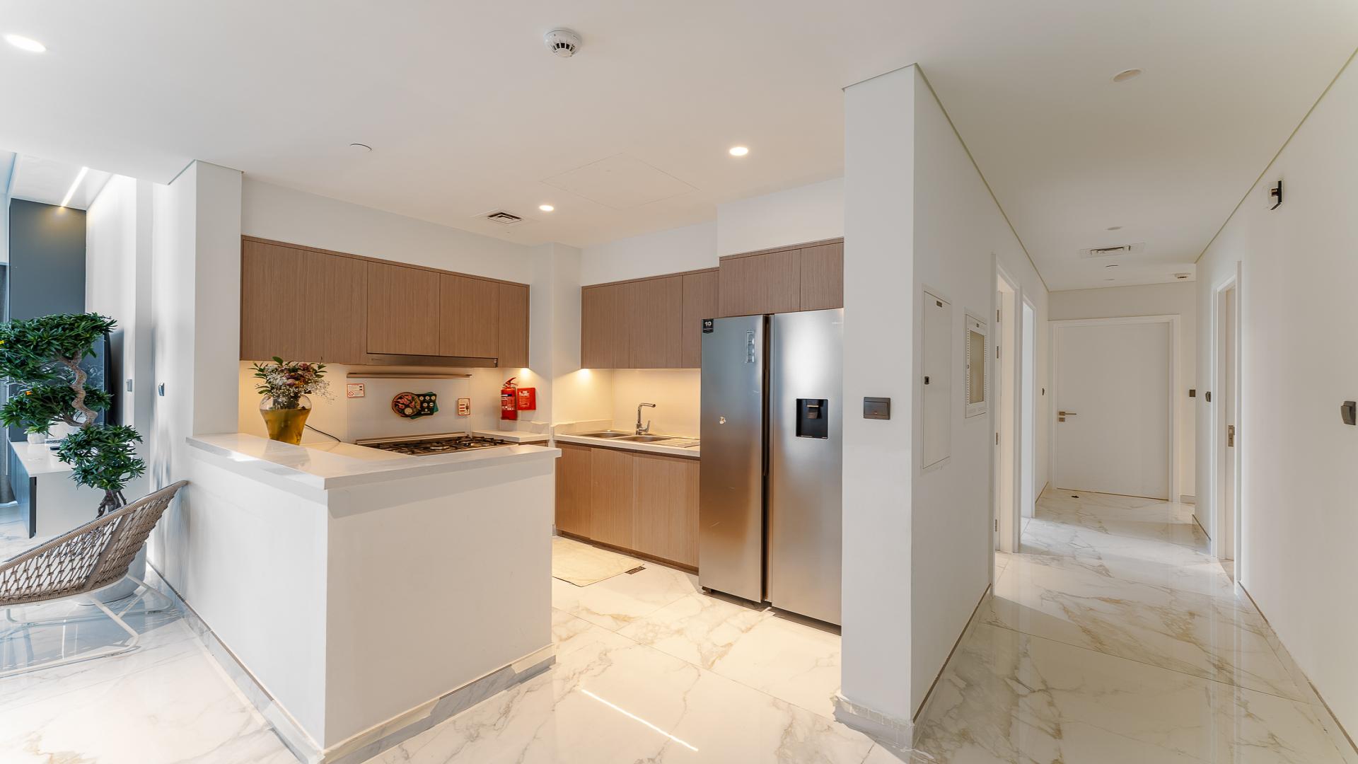 Modern kitchen in Act Towers 3-bedroom apartment, Opera District, Downtown Dubai
