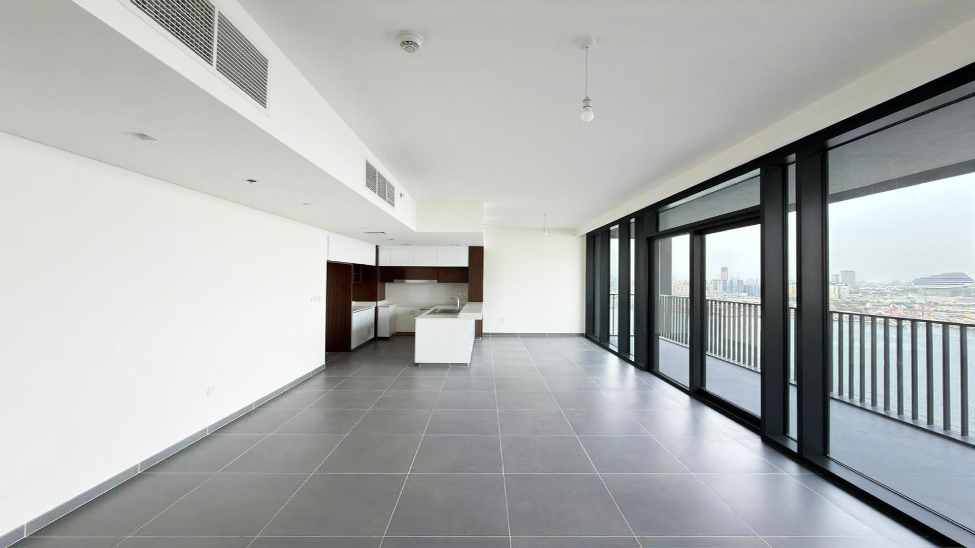 High-floor apartment with water view, open-plan kitchen in Creek Edge Tower, Dubai Creek Harbour