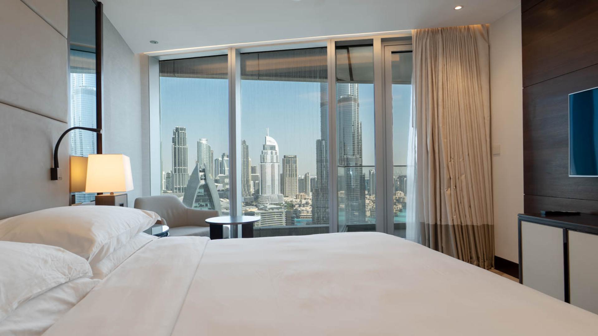 Furnished living room in 3-bedroom apartment, The Address Sky View Tower, Downtown Dubai