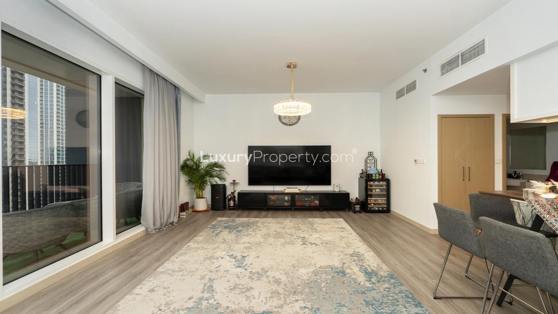 Furnished living room in 3-bedroom apartment, Creek Horizon Tower 1, Dubai Creek Harbour