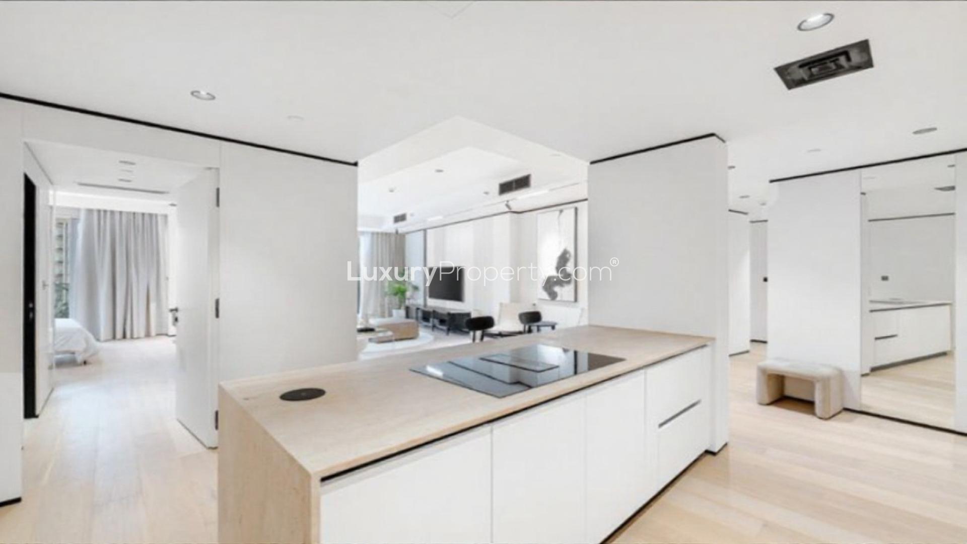 Modern kitchen in Opera Grand apartment, Downtown, available for rent. Ref No: LP48651