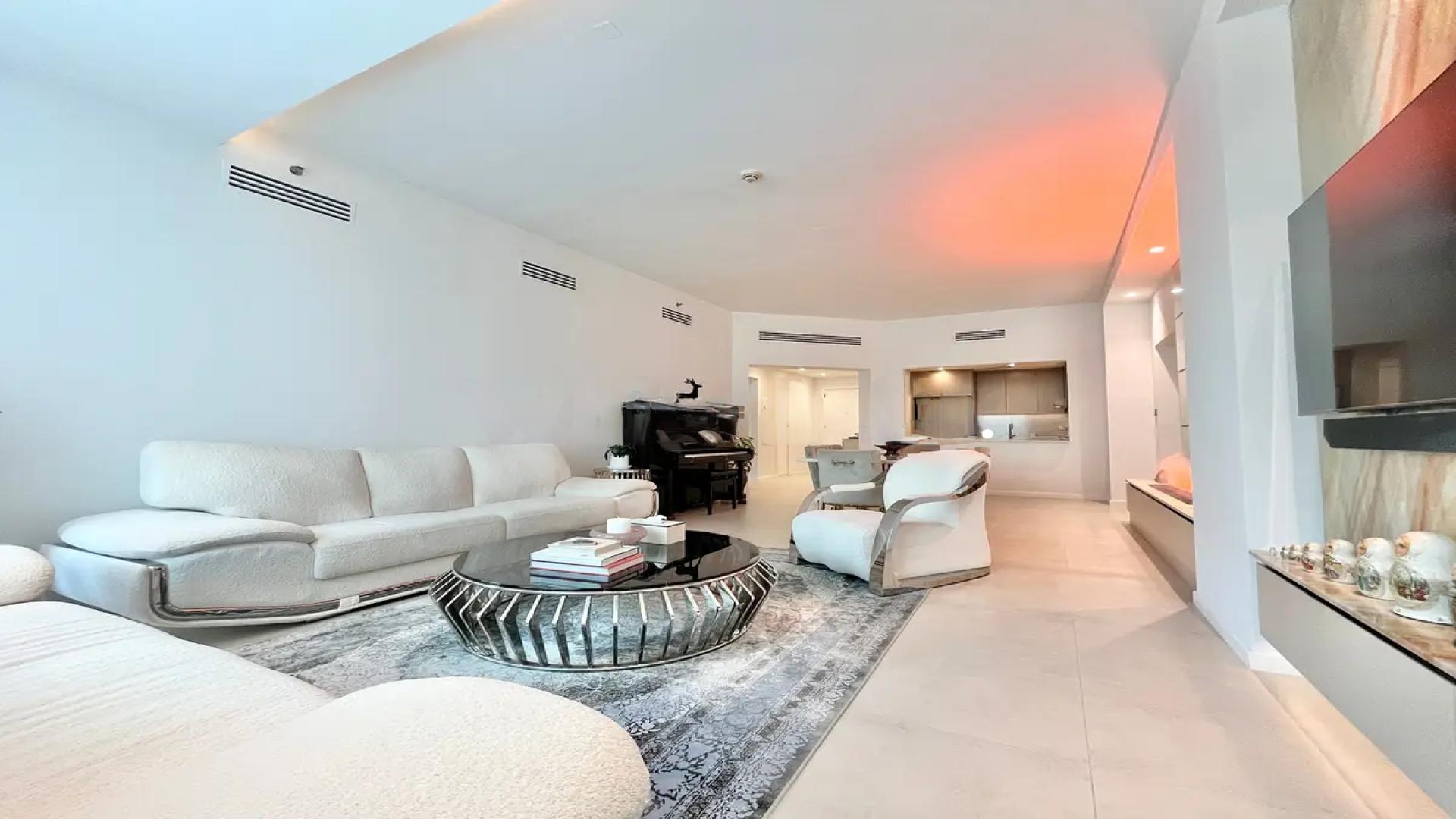 Luxurious living room in upgraded Palm Jumeirah apartment, Golden Mile 9, for rent