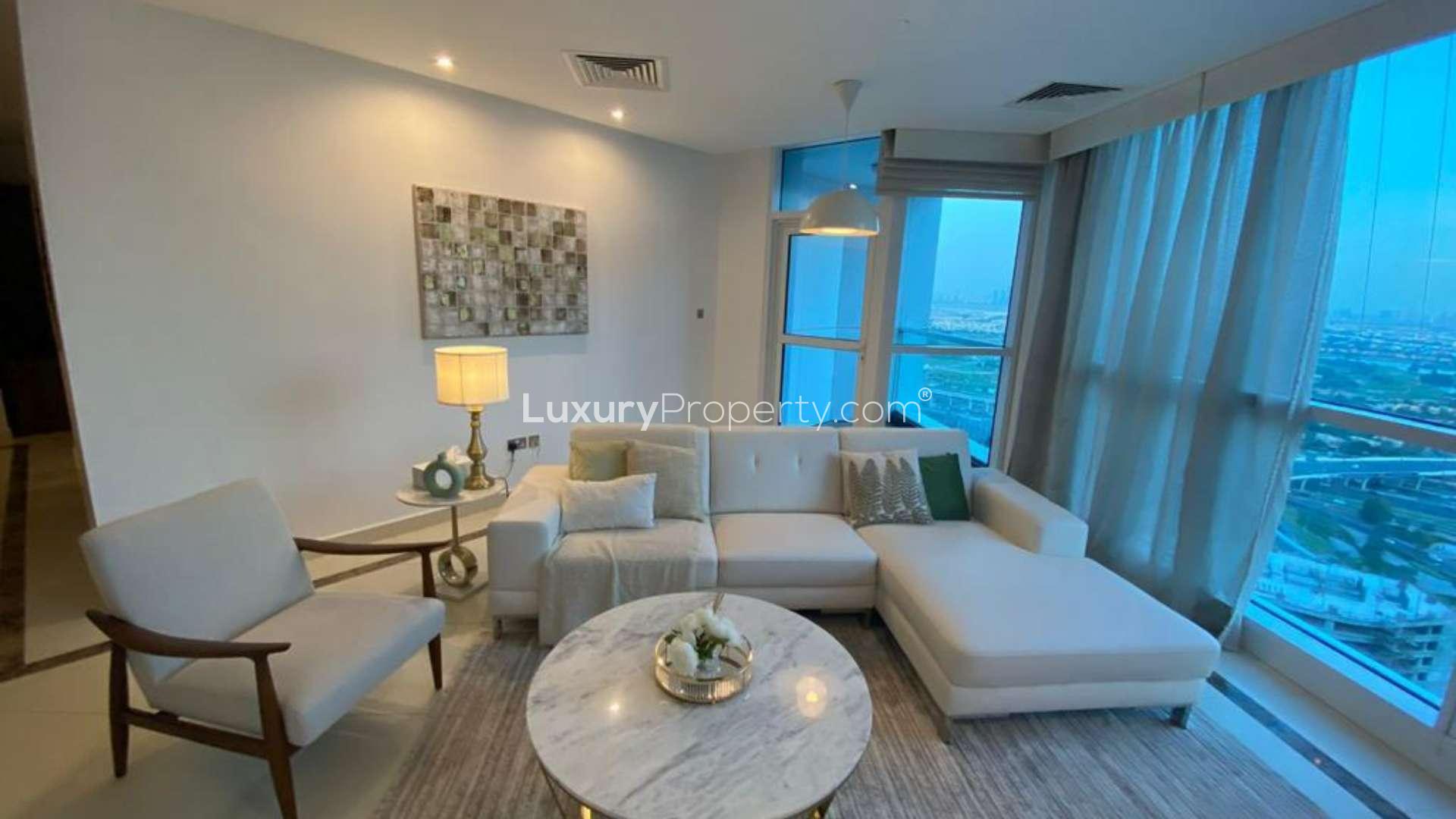 Spacious living room in furnished 3-bedroom apartment, 23 Marina, Dubai Marina for rent