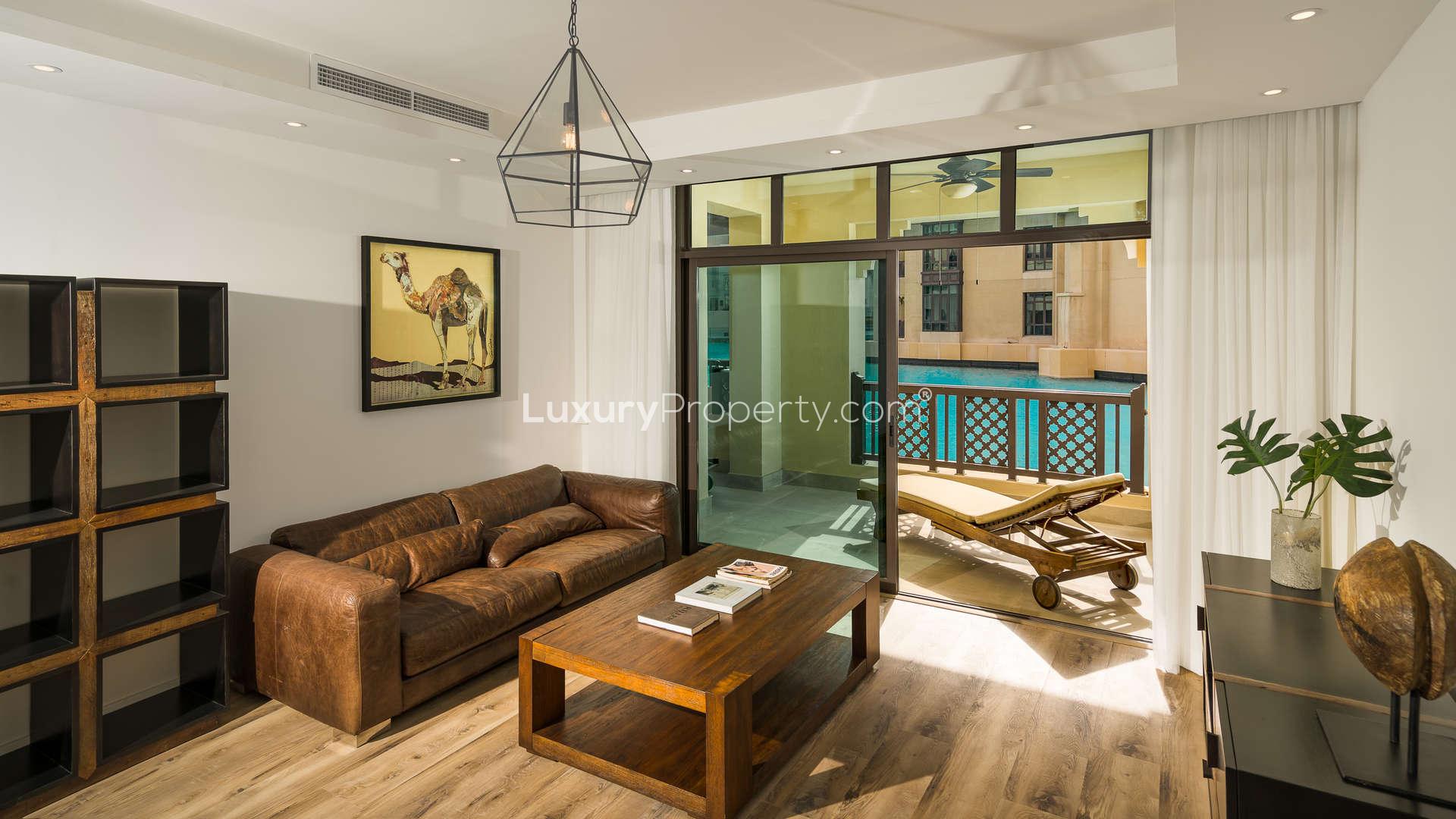 Modern bathroom in 3-bed apartment, Old Town Island, featuring elegant fixtures and spacious design