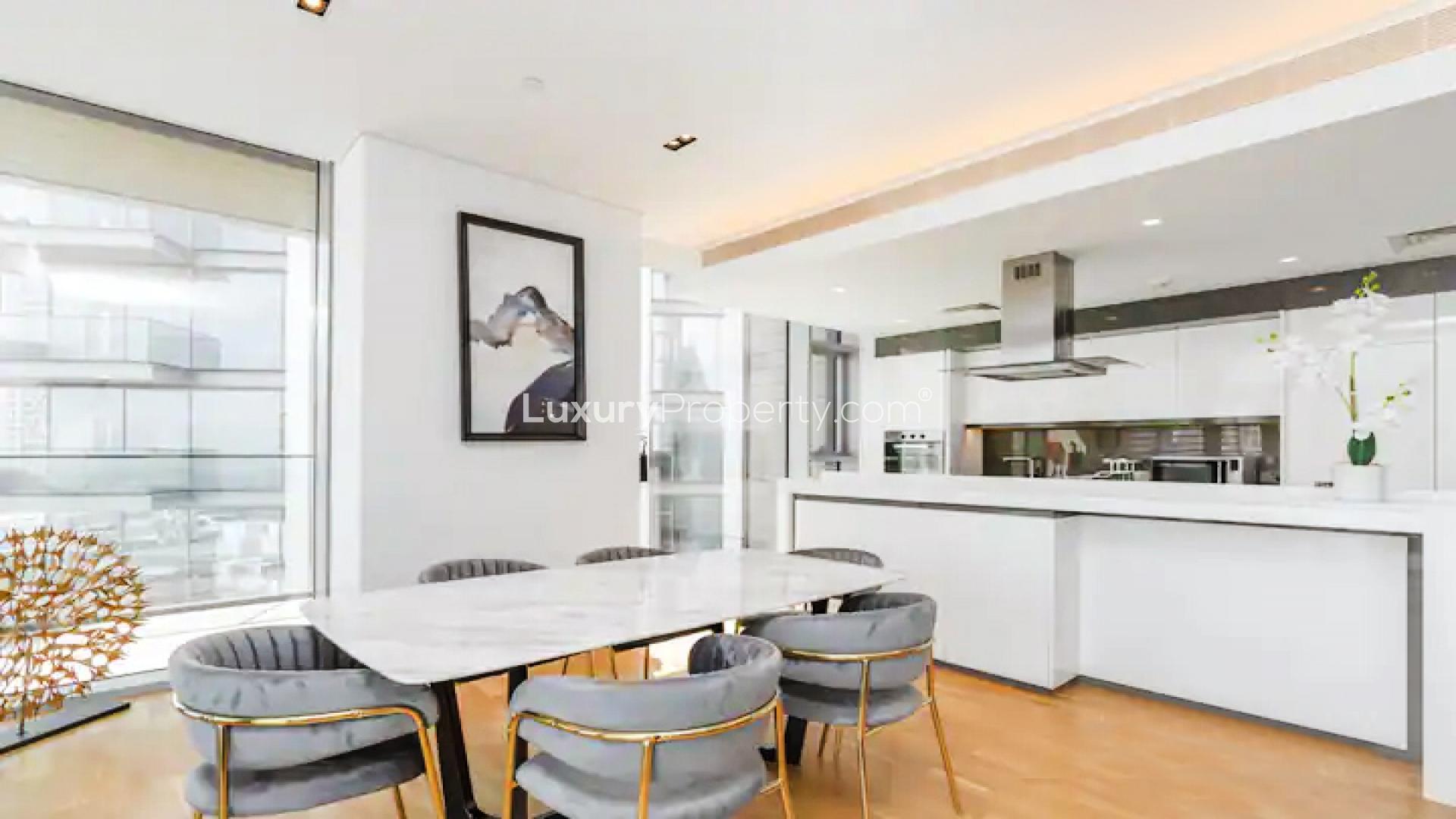 Luxurious Bluewaters apartment with stunning skyline, sea view, modern furnishings, open living space