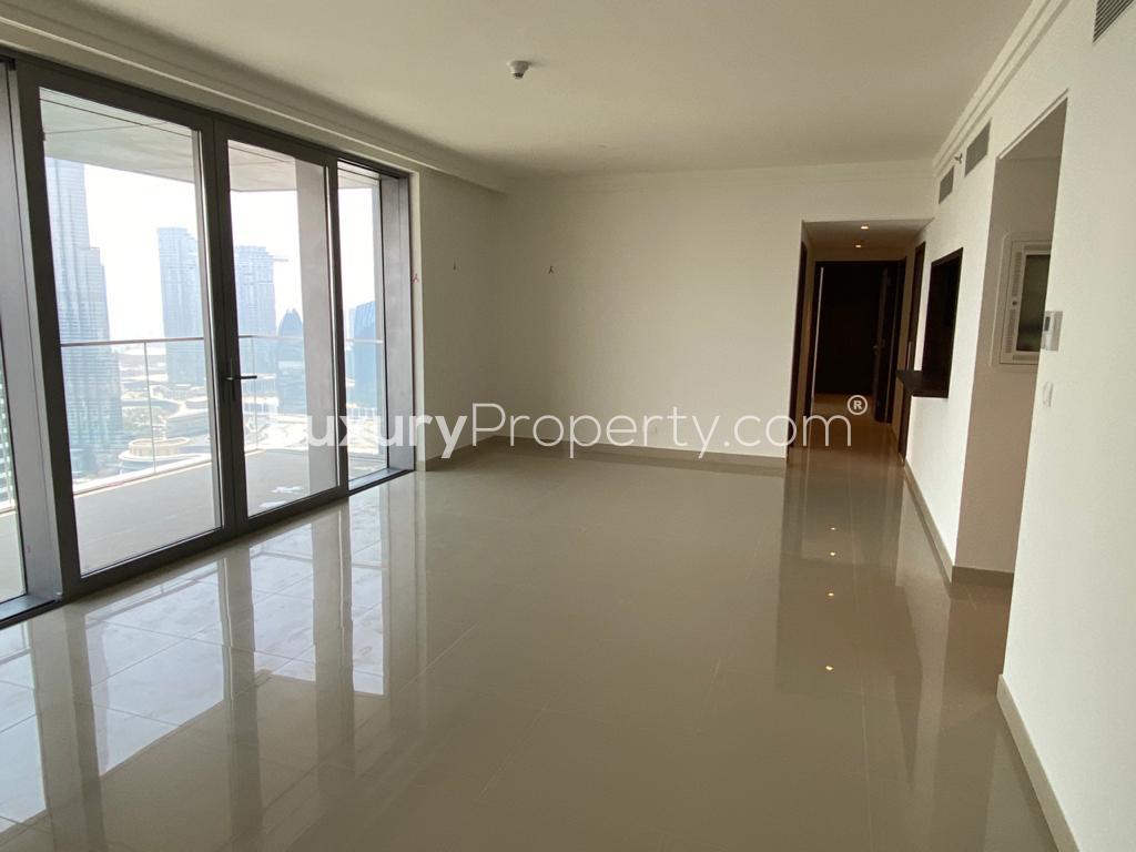 Luxurious three-bedroom apartment interior at Boulevard Point, Downtown Dubai, for rent