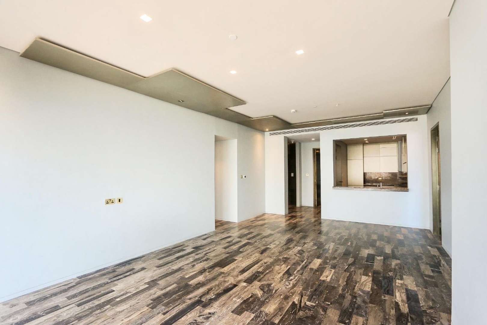 "Spacious living area in brand new Fendi design apartment, Damac Heights, Dubai Marina.",Brand New Fendi Design Apartment in Damac Heights, Dubai Marina, spacious interior with modern finishes