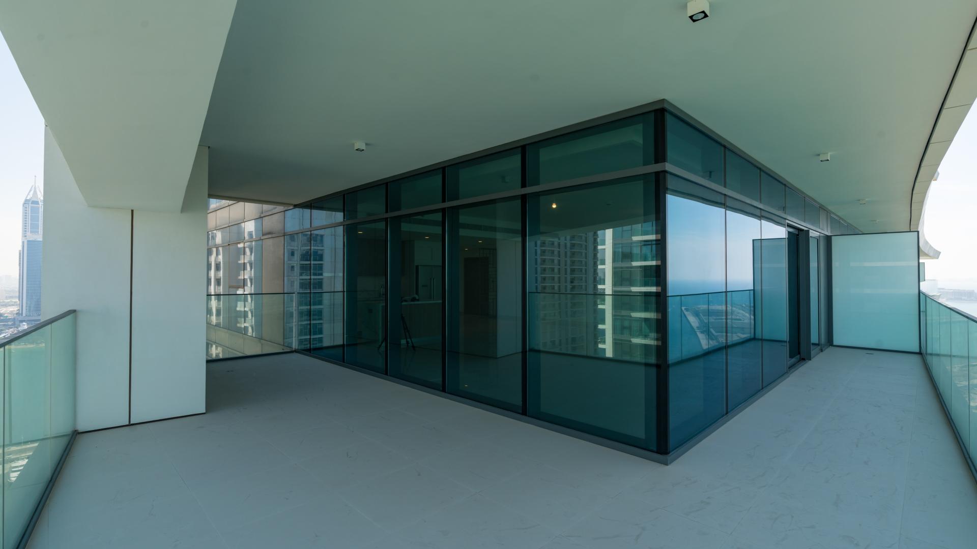 Spacious balcony view from 3-bedroom apartment in Beach Vista, Emaar Beachfront, Dubai Harbour