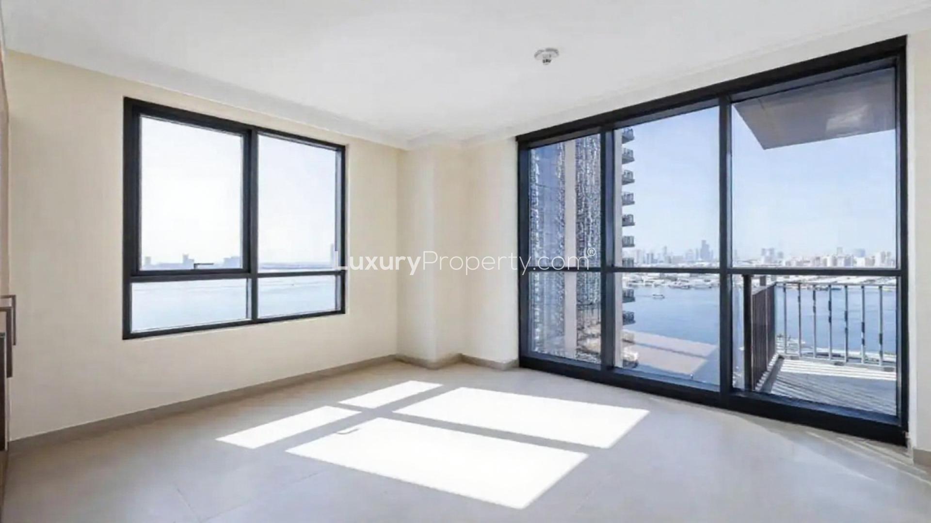 Spacious apartment with large windows and water view in Dubai Creek Residence Tower 2 South