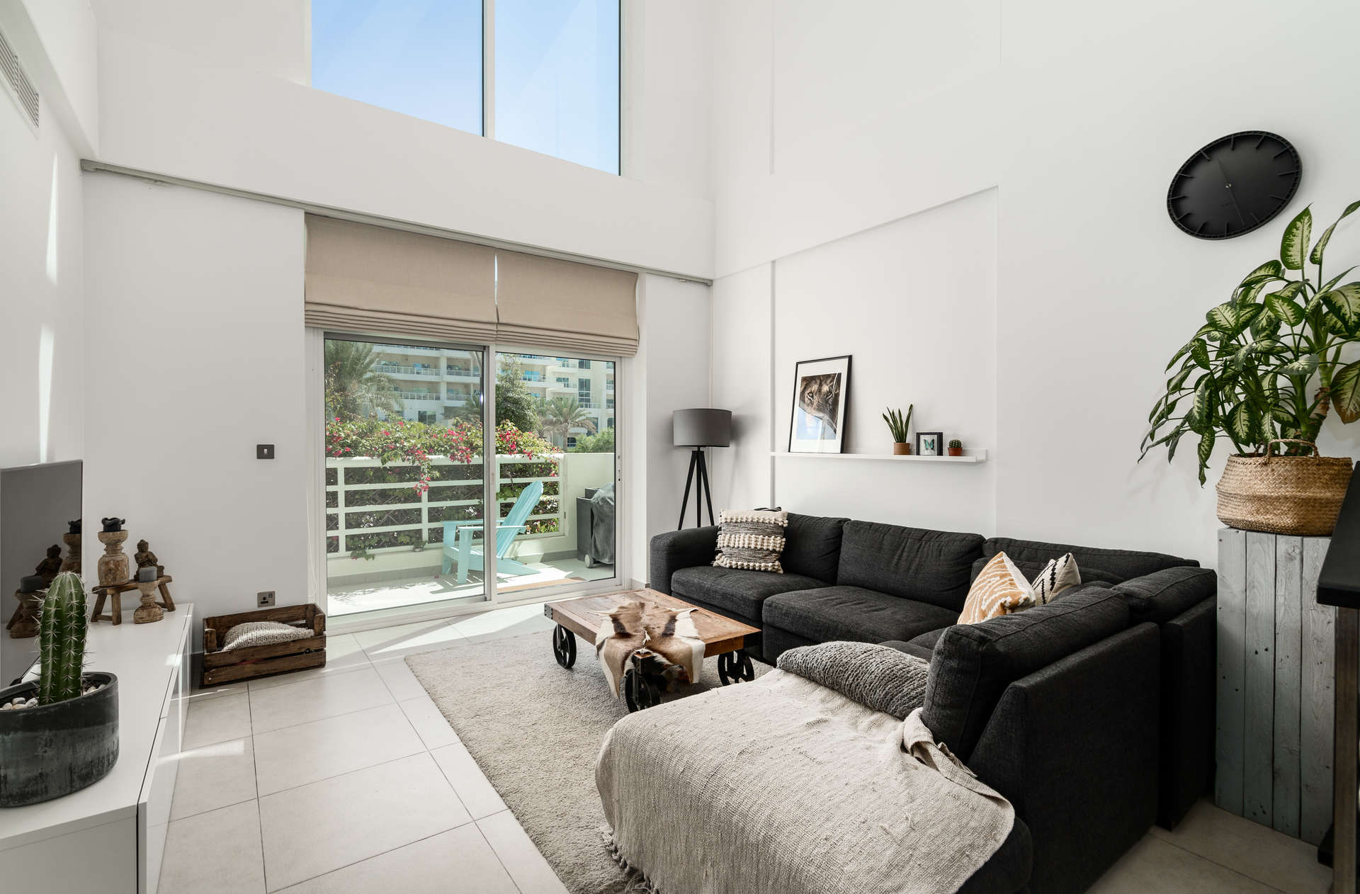 Staircase view in spacious Jumeirah Heights apartment with balcony and garden view