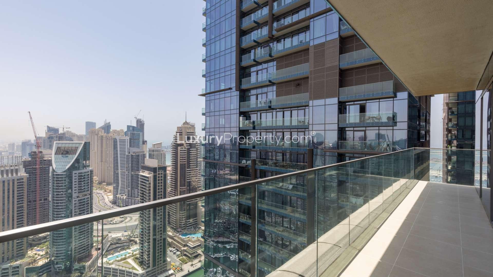 Dubai Marina view from three-bedroom apartment for rent in Marina Gate, LP14194