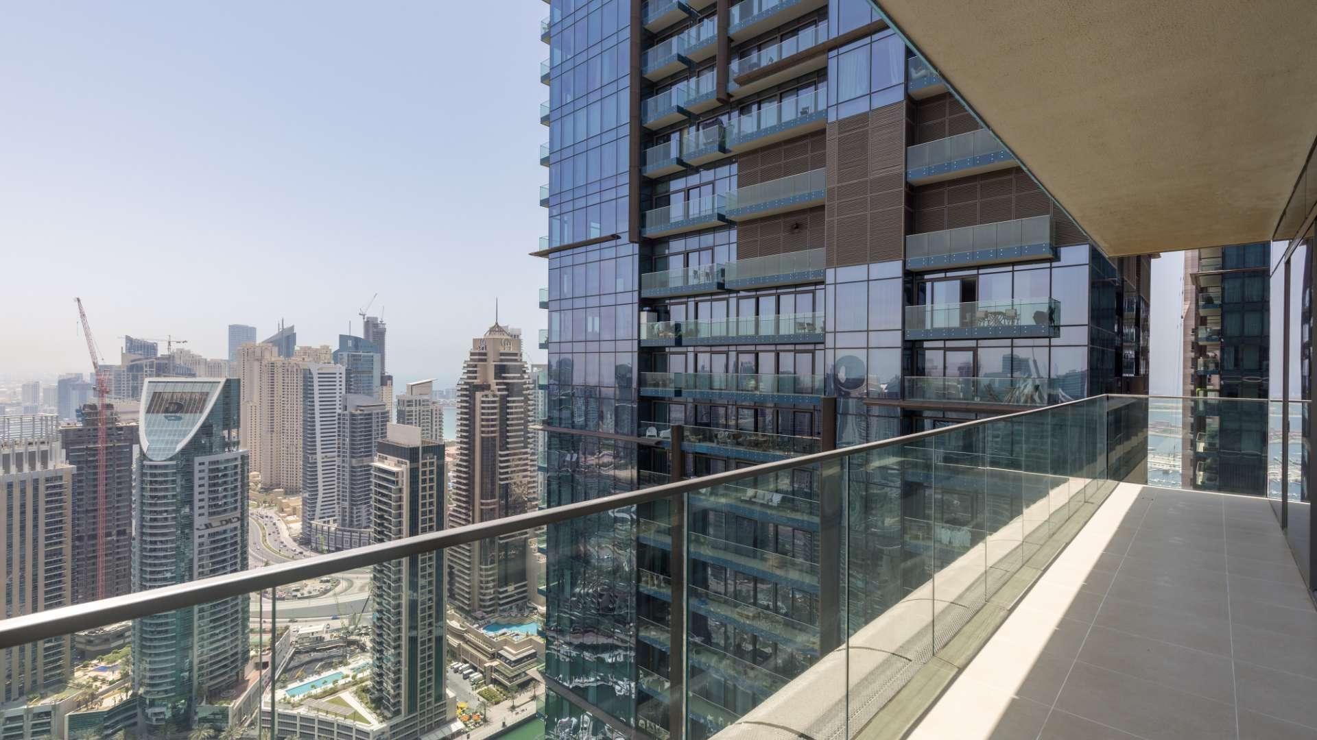 Dubai Marina view from three-bedroom apartment for rent in Marina Gate, LP14194