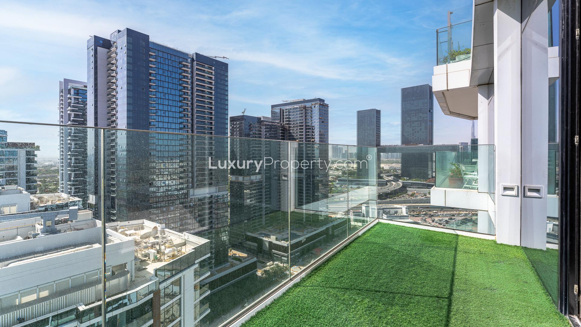 High floor apartment with partial park view in Park Gate, Al Wasl Gate, for rent