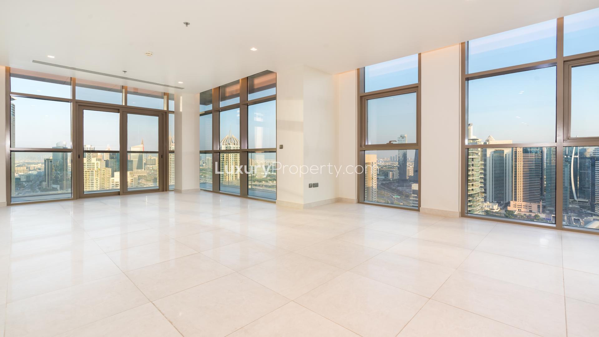 "Spacious apartment with large windows showcasing stunning Dubai Marina views, No. 9 community.","Spacious Dubai Marina apartment with floor-to-ceiling windows and stunning city views.",Brand new apartment with modern kitchen and stunning Dubai Marina views for rent