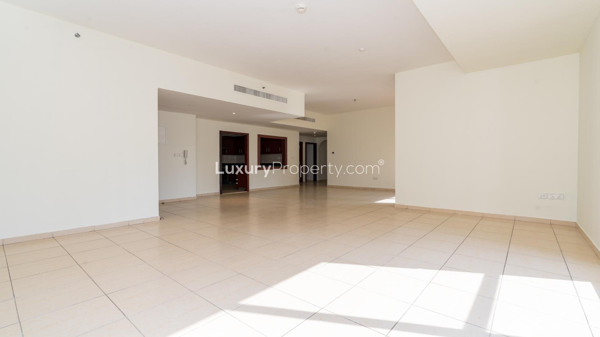 Spacious living room with marina views in Jumeirah Beach Residence apartment, Rimal