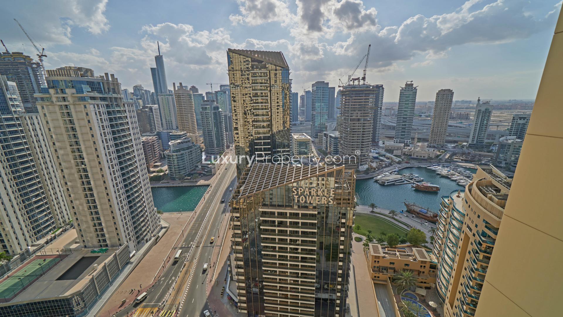 Modern bedroom in spacious 3-bedroom waterfront apartment, Jumeirah Beach Residence, Shams, for rent