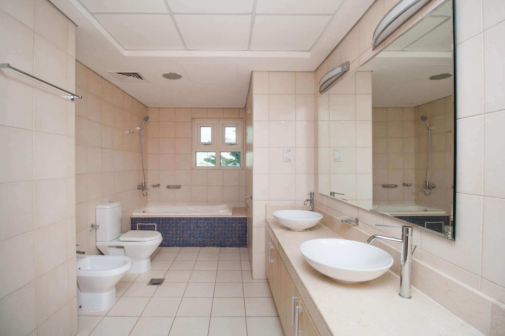 Spacious balcony view from 3-bedroom apartment in Shoreline Residences, Palm Jumeirah