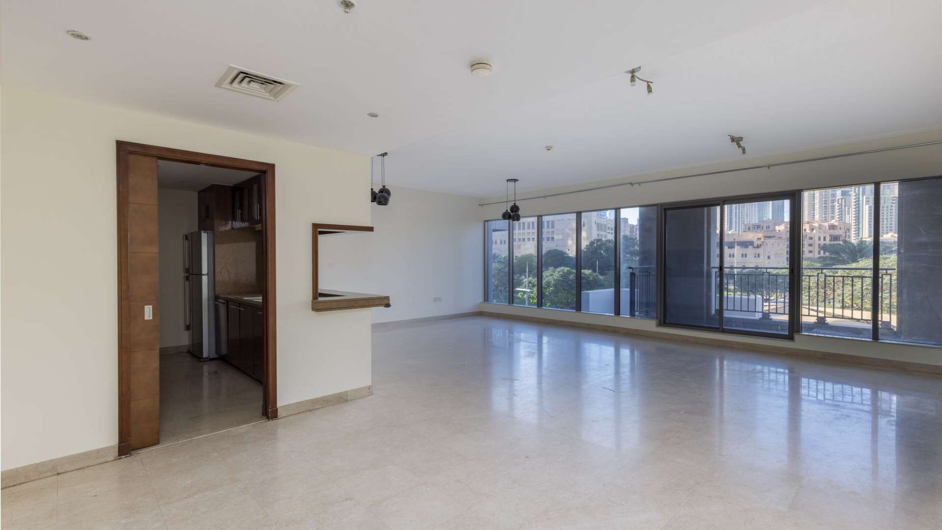 Hallway in 3-bedroom duplex villa for rent, Downtown Dubai, South Ridge