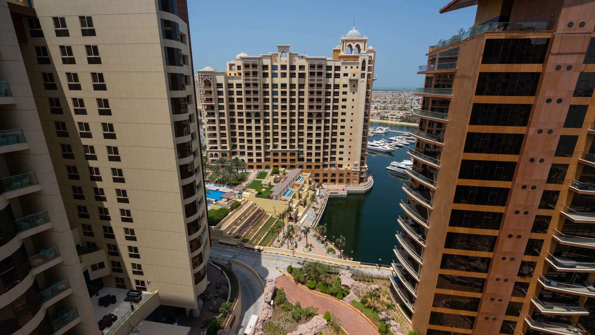 Balcony view from 3-bedroom apartment in Sapphire Tower, Tiara Residences, Palm Jumeirah