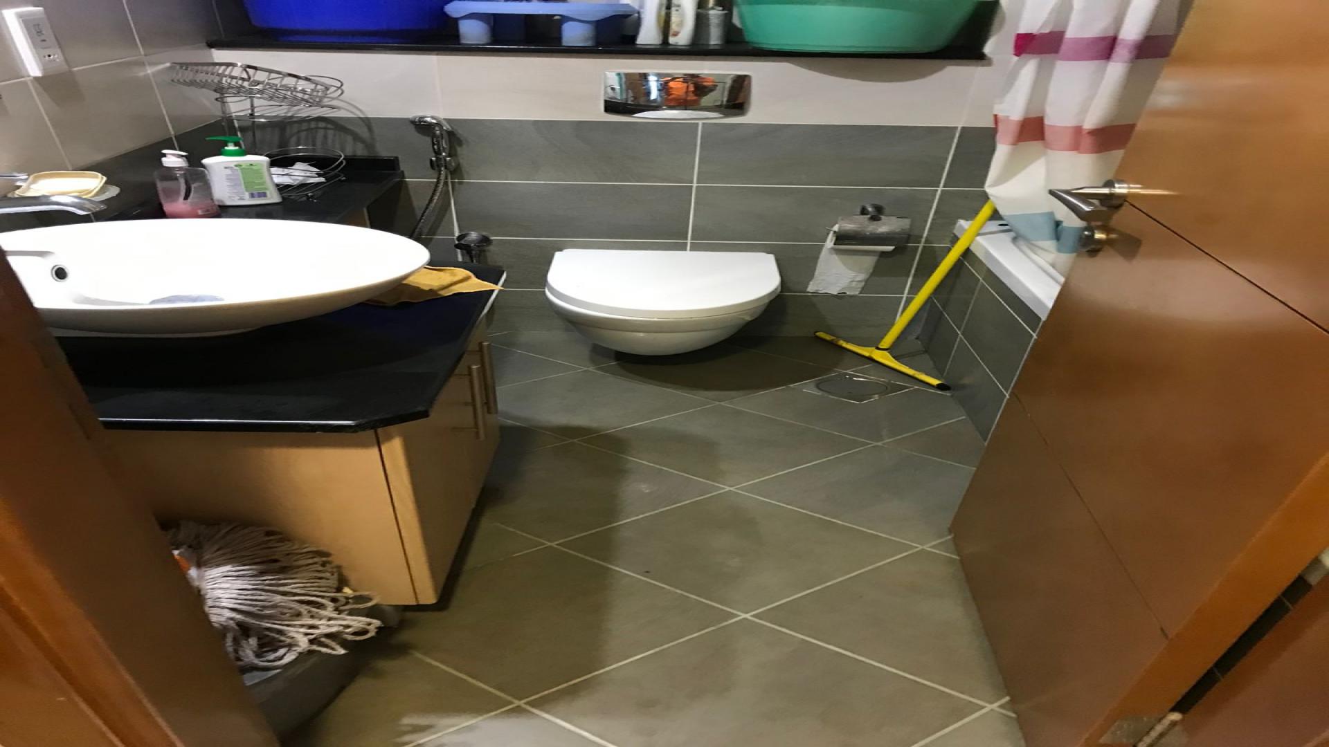 3-bedroom apartment with sea views in Ocean Heights, Dubai Marina, featuring modern interior