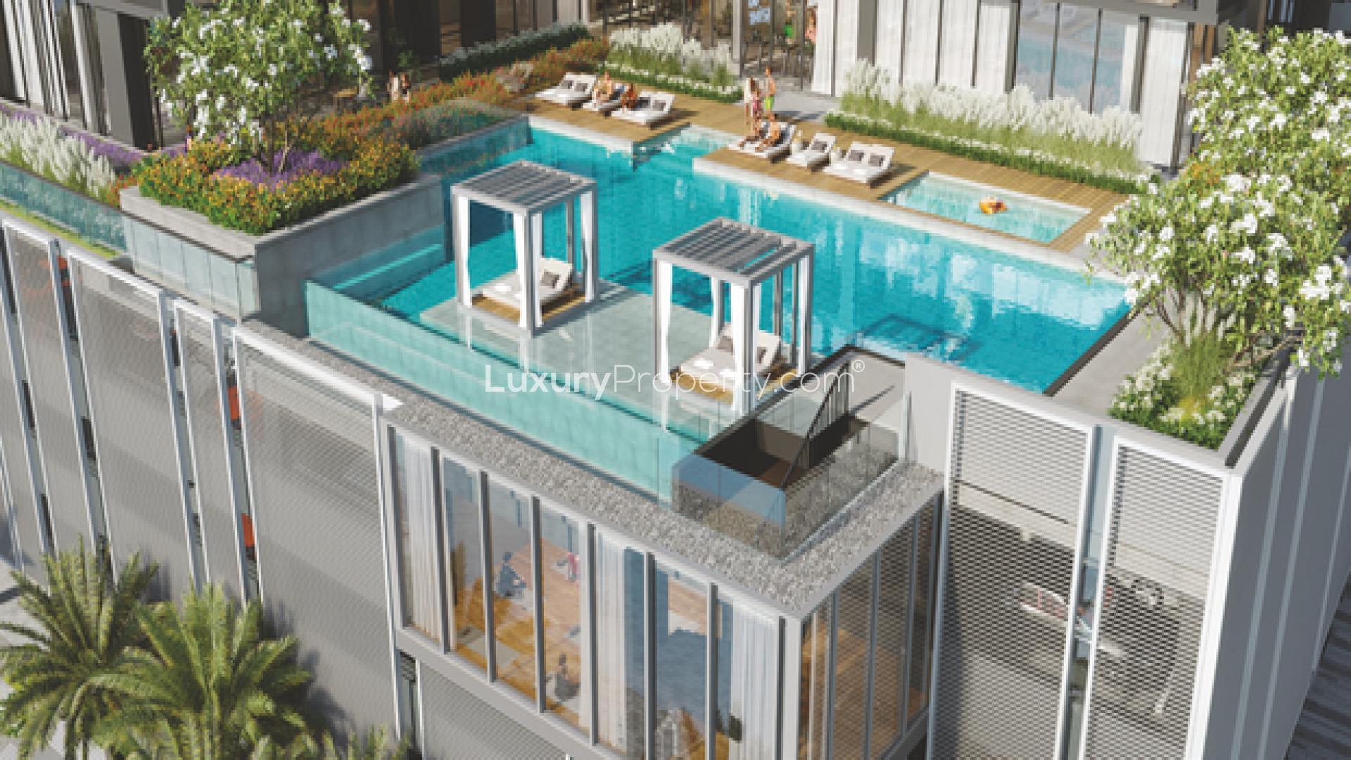 Luxurious lobby in The Crestmark apartment, Business Bay, featuring modern decor and elegant seating