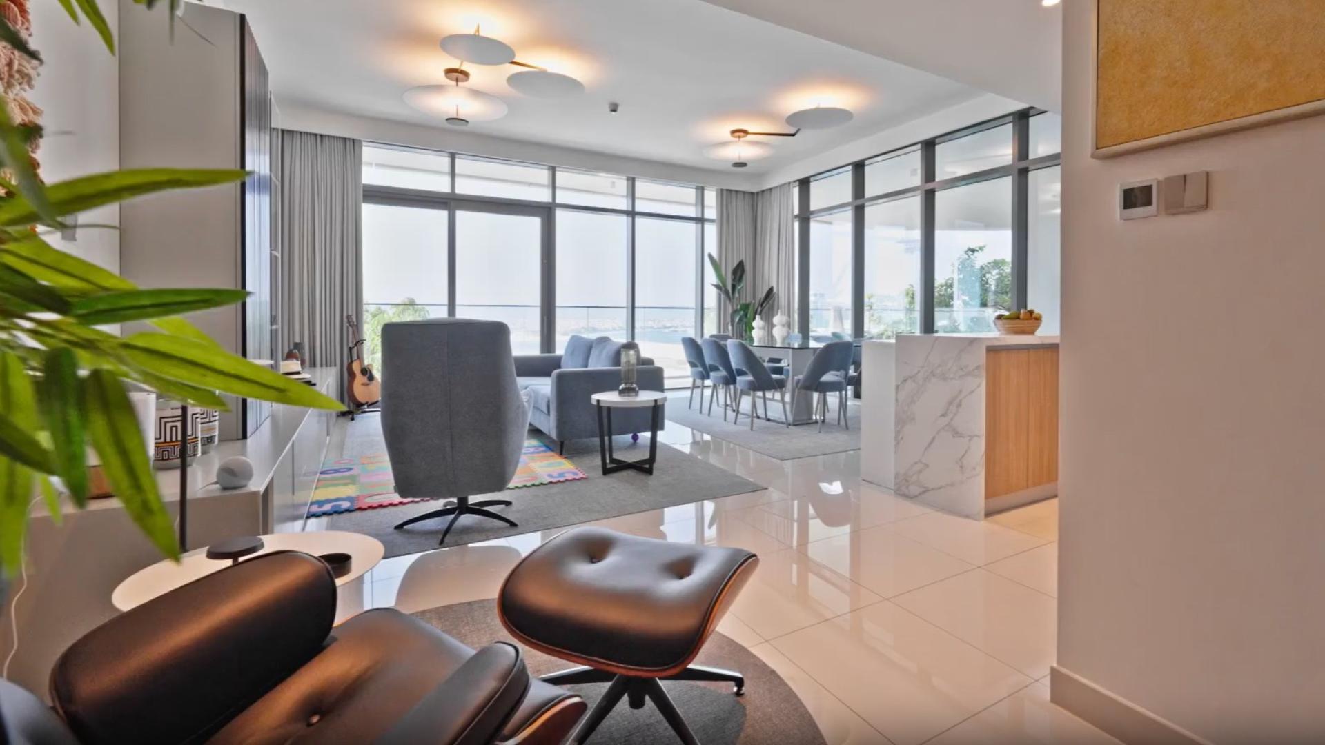 Luxurious living room in fully furnished 3-bedroom apartment, Beach Vista, Dubai Harbour